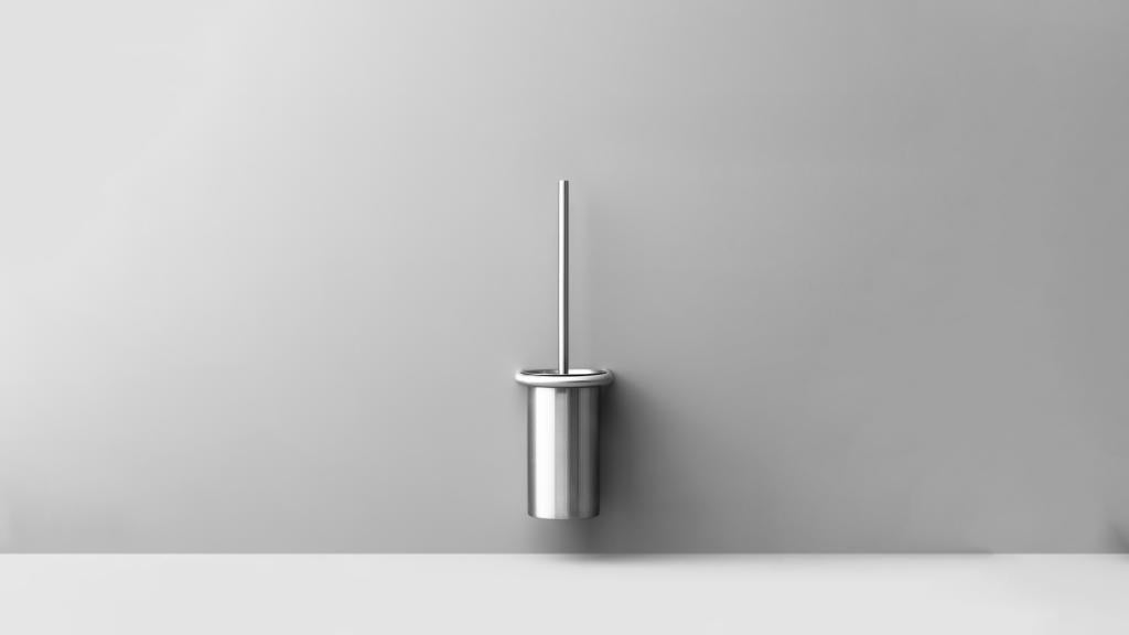 Toiletbørsteholder, børstet rustfrit stål • d line