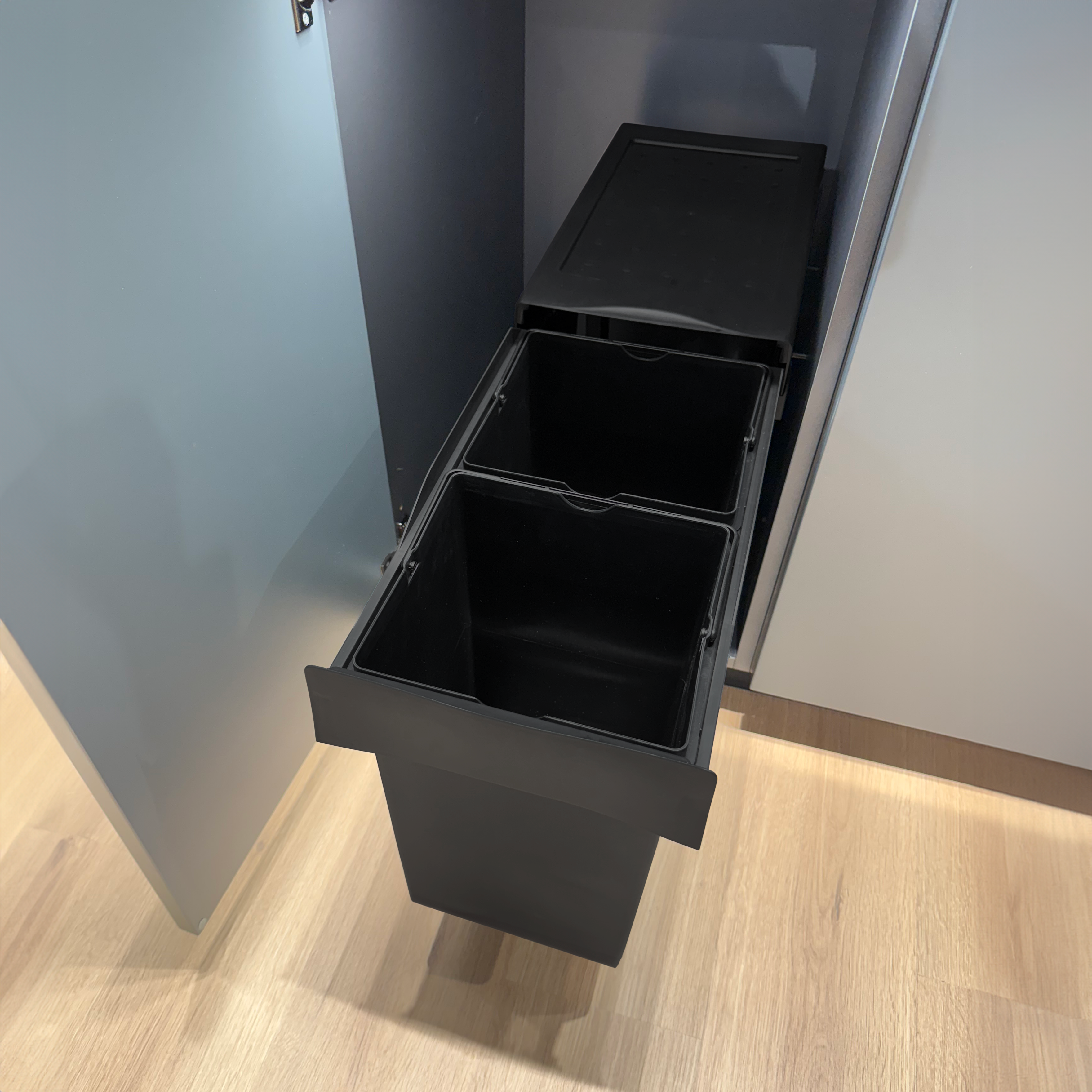 Copenhagen 2-28, sort • Affaldssystem i stål og plast på 2 x 14 liter med fuldudtræk