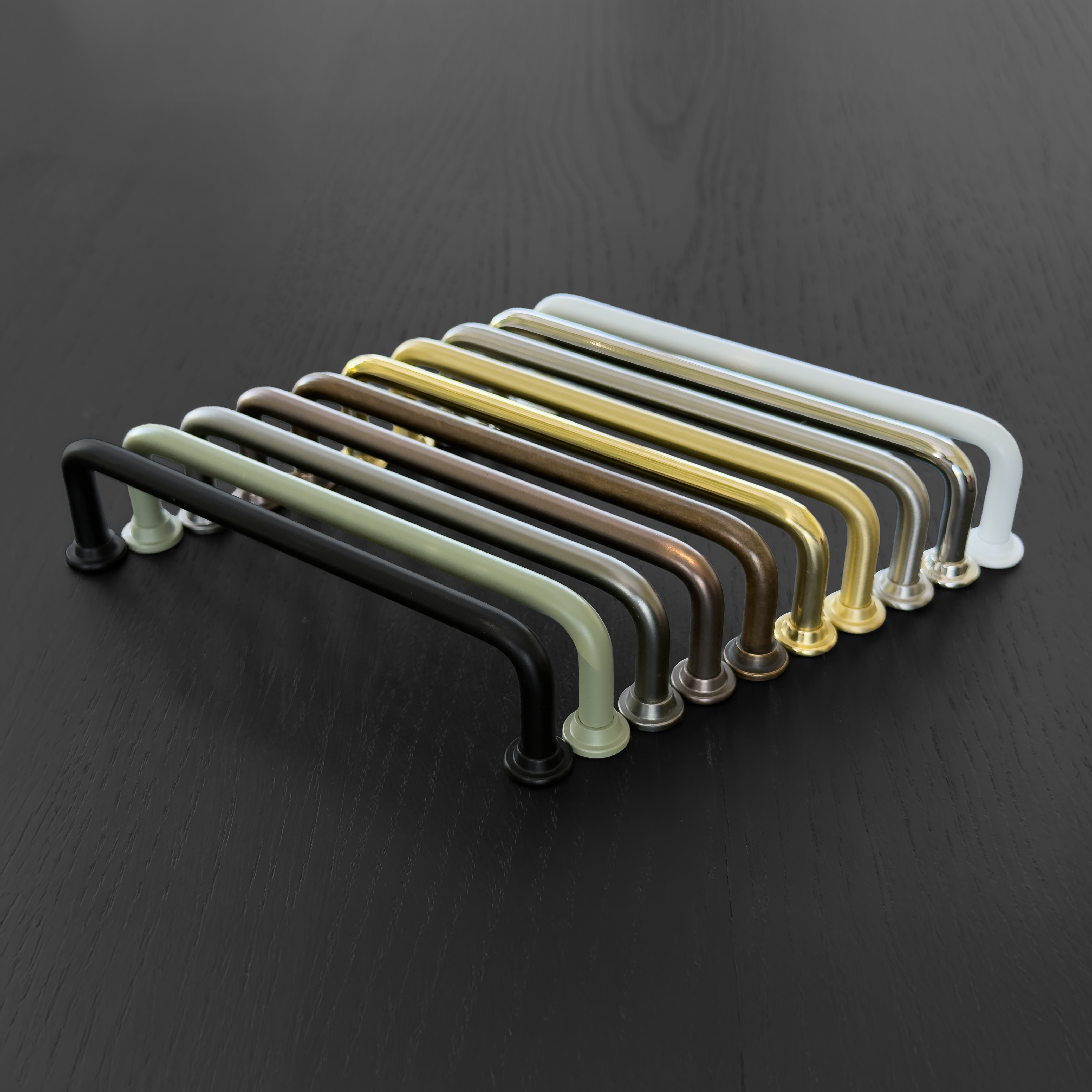 Frederiksberg • Køkkengreb, børstet messing uden lak