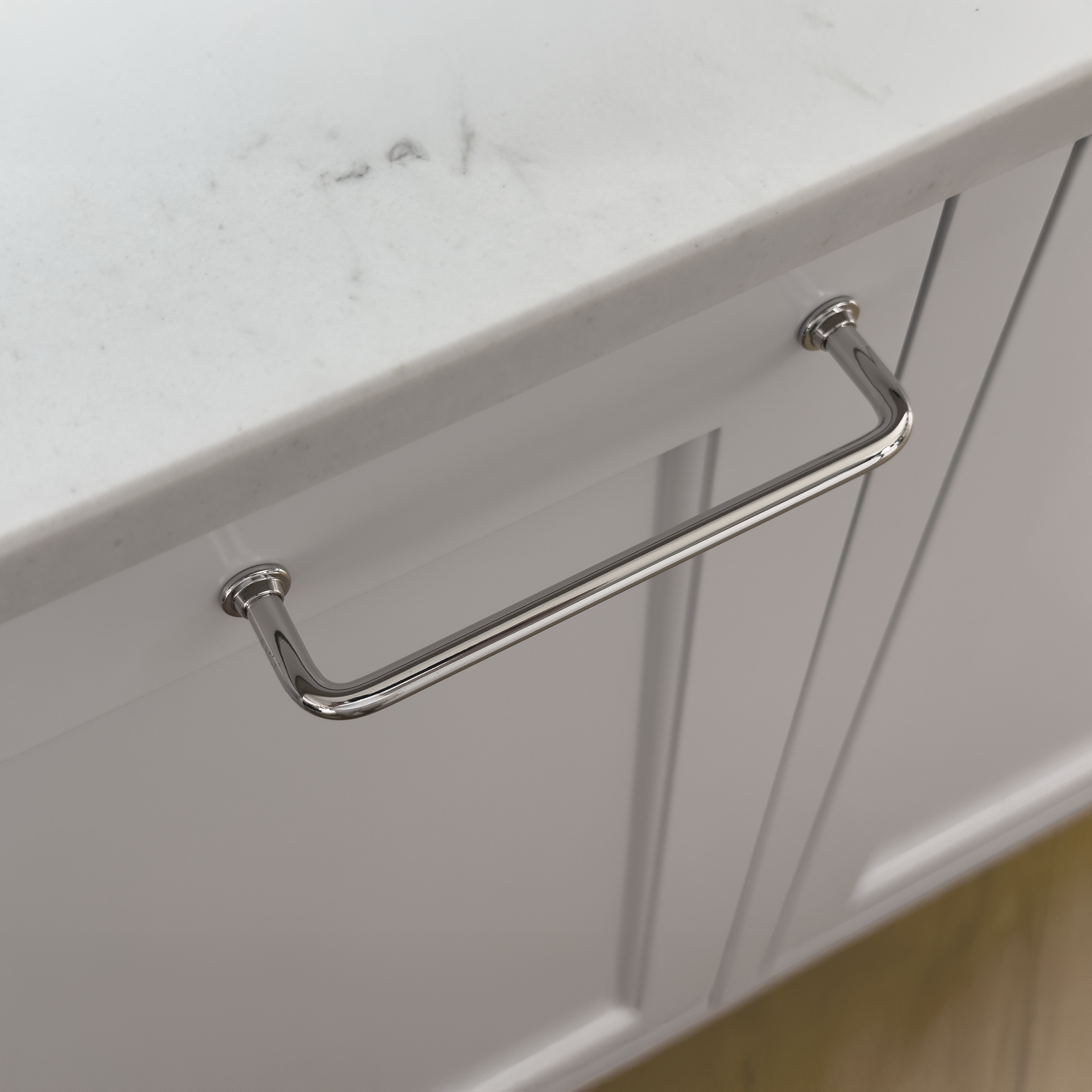 Frederiksberg • Køkkengreb, blank forniklet