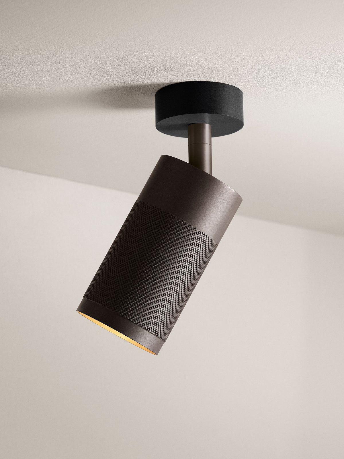 Patrone loftspot med roset, bruneret messing • Thorup Copenhagen - Copenhagenhomedesign