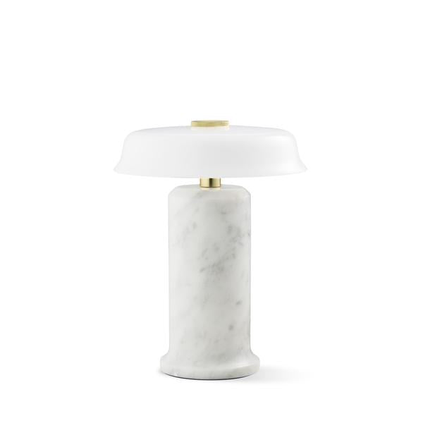 TRIP No. 2 portable bordlampe, hvid carrara/opal glossy • Design by Us