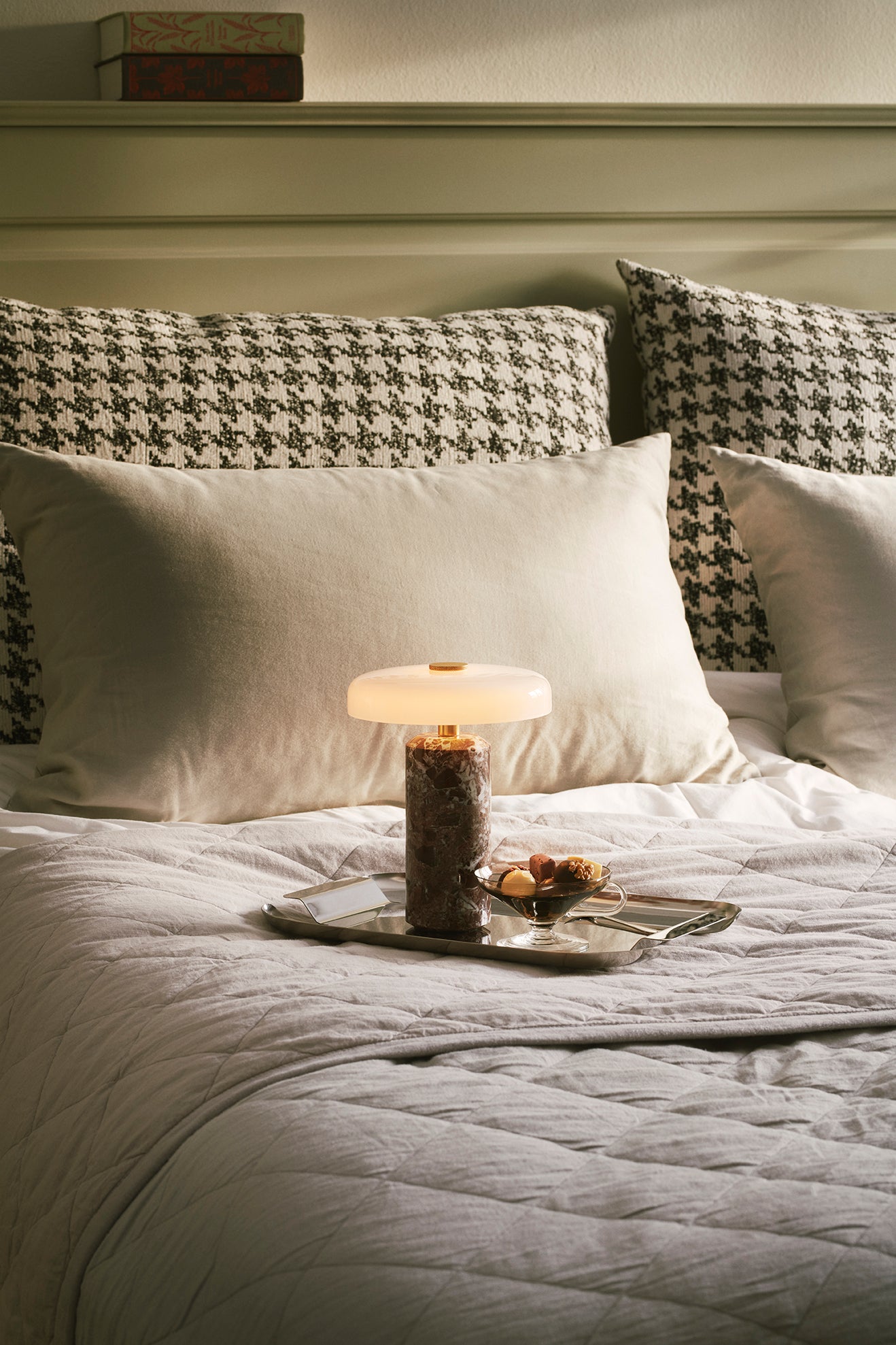 TRIP lampeskærm, white glossy • Design by Us