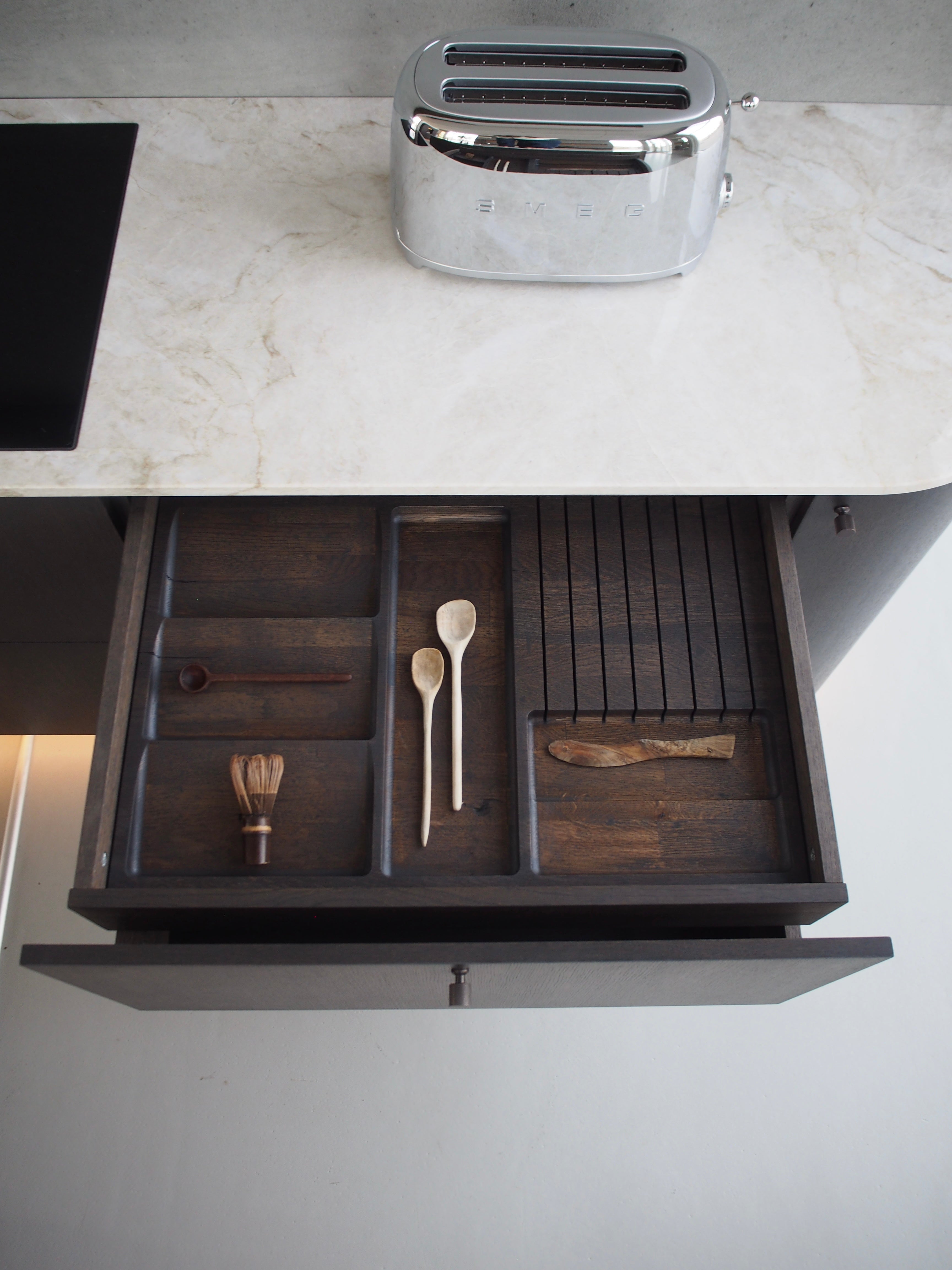 Møbelknop med diamond cut i bronze / bruneret messing, 33 mm - Nyboder • Chr. Jørgensen