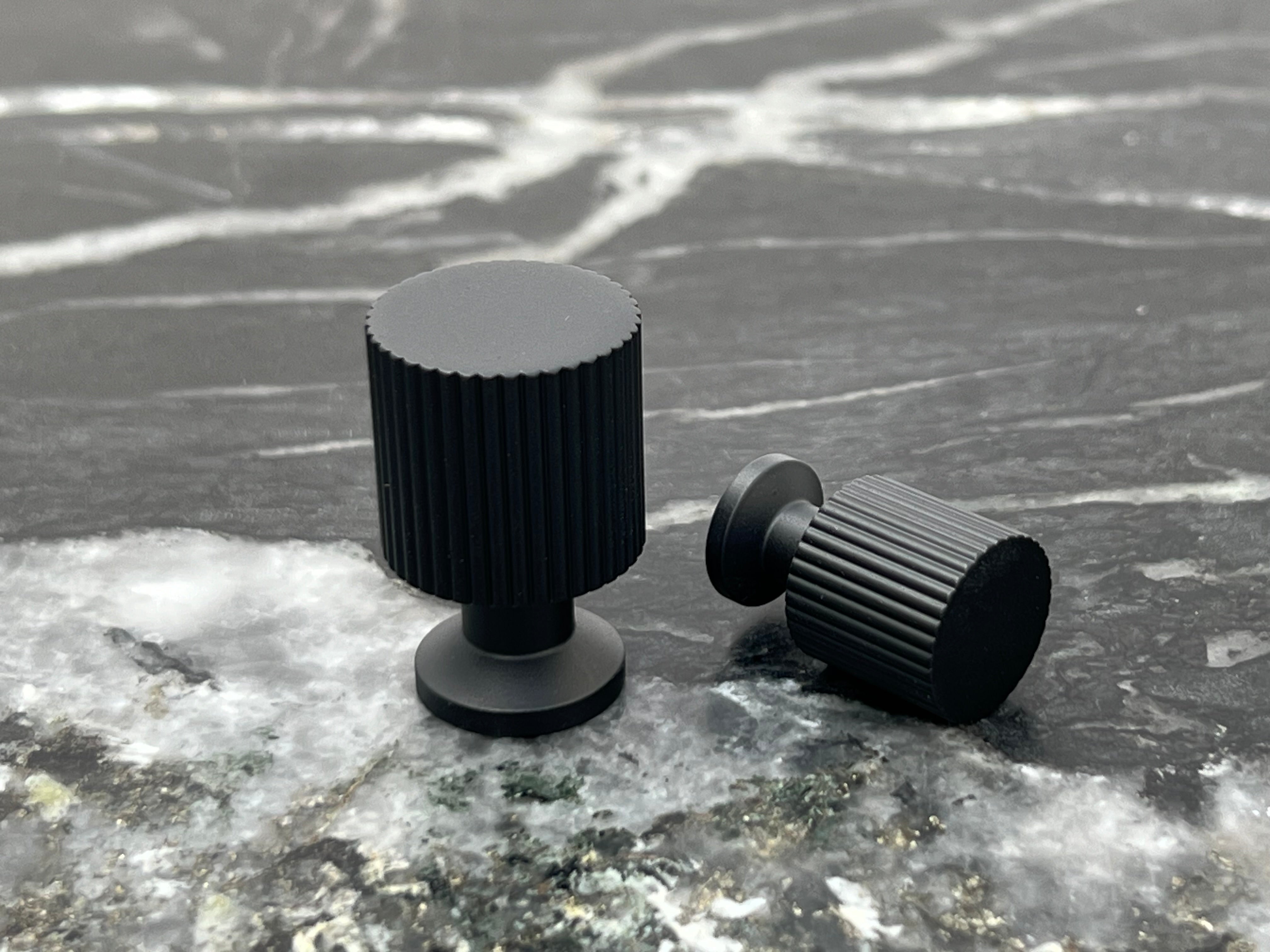 Marienlund møbelknop, 25 mm, mat sort • Chr. Jørgensen