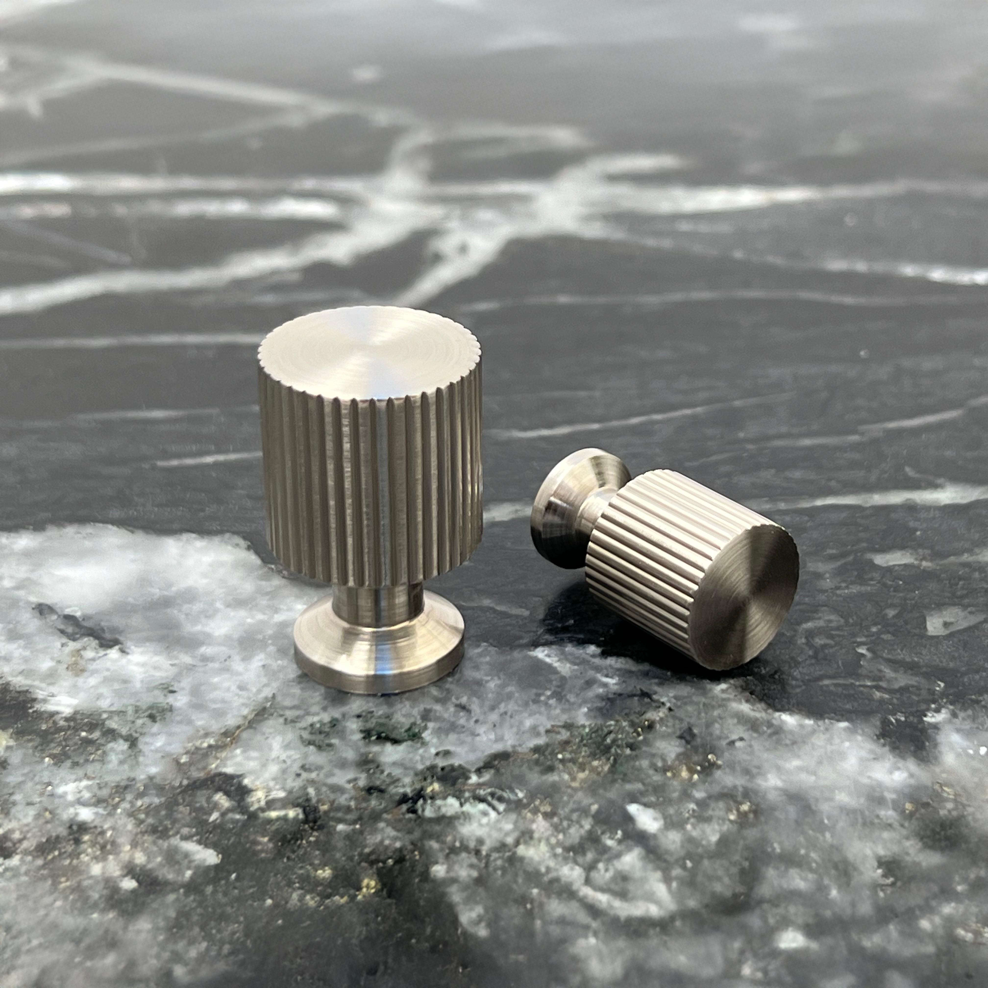 Marienlund møbelknop, 25 mm, rustfrit stål look • Chr. Jørgensen