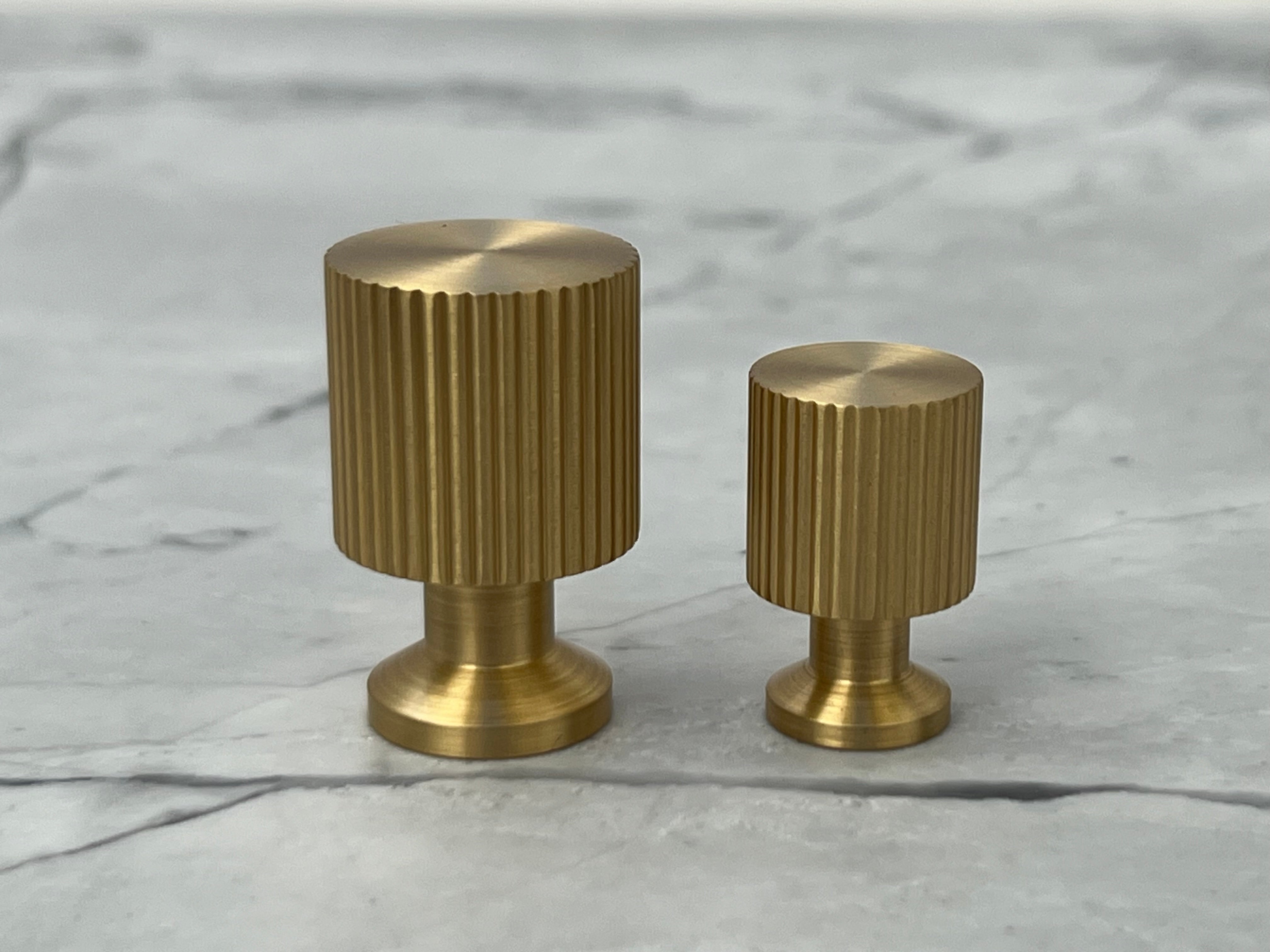 Marienlund møbelknop, 25 mm, børstet messing med lak • Chr. Jørgensen