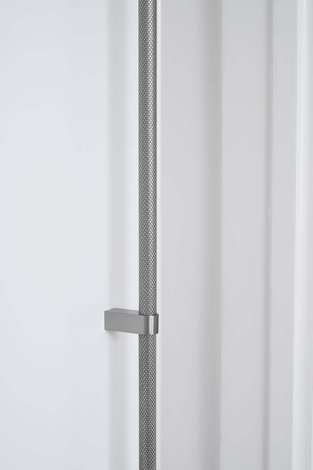 REGULAR 2 Connector for handle greb, zink, stål • Furnipart