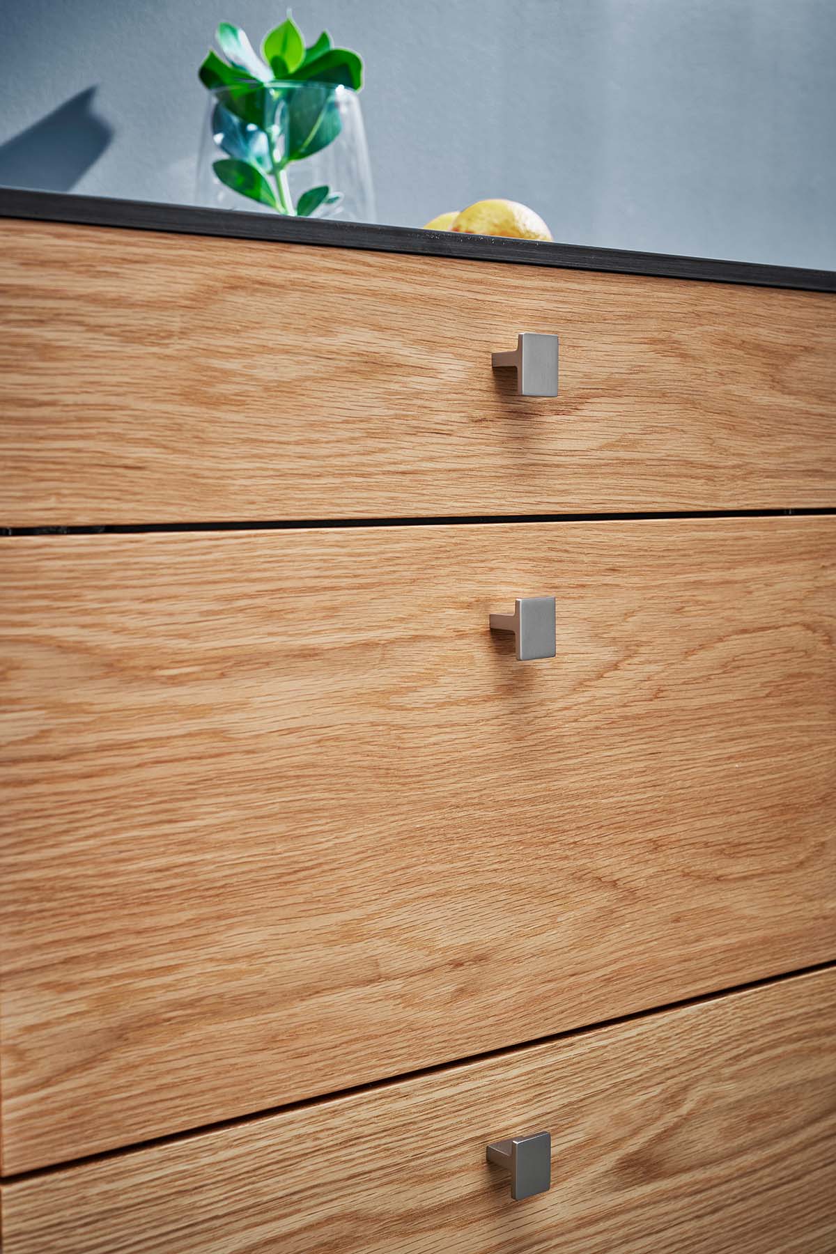 TRANSIT knop, zink, stål • Furnipart