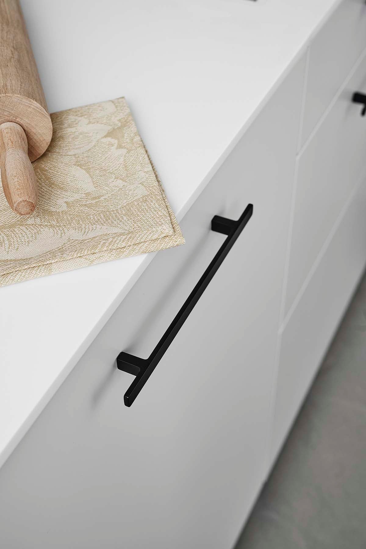 TRANSIT greb, zink, sort • Furnipart