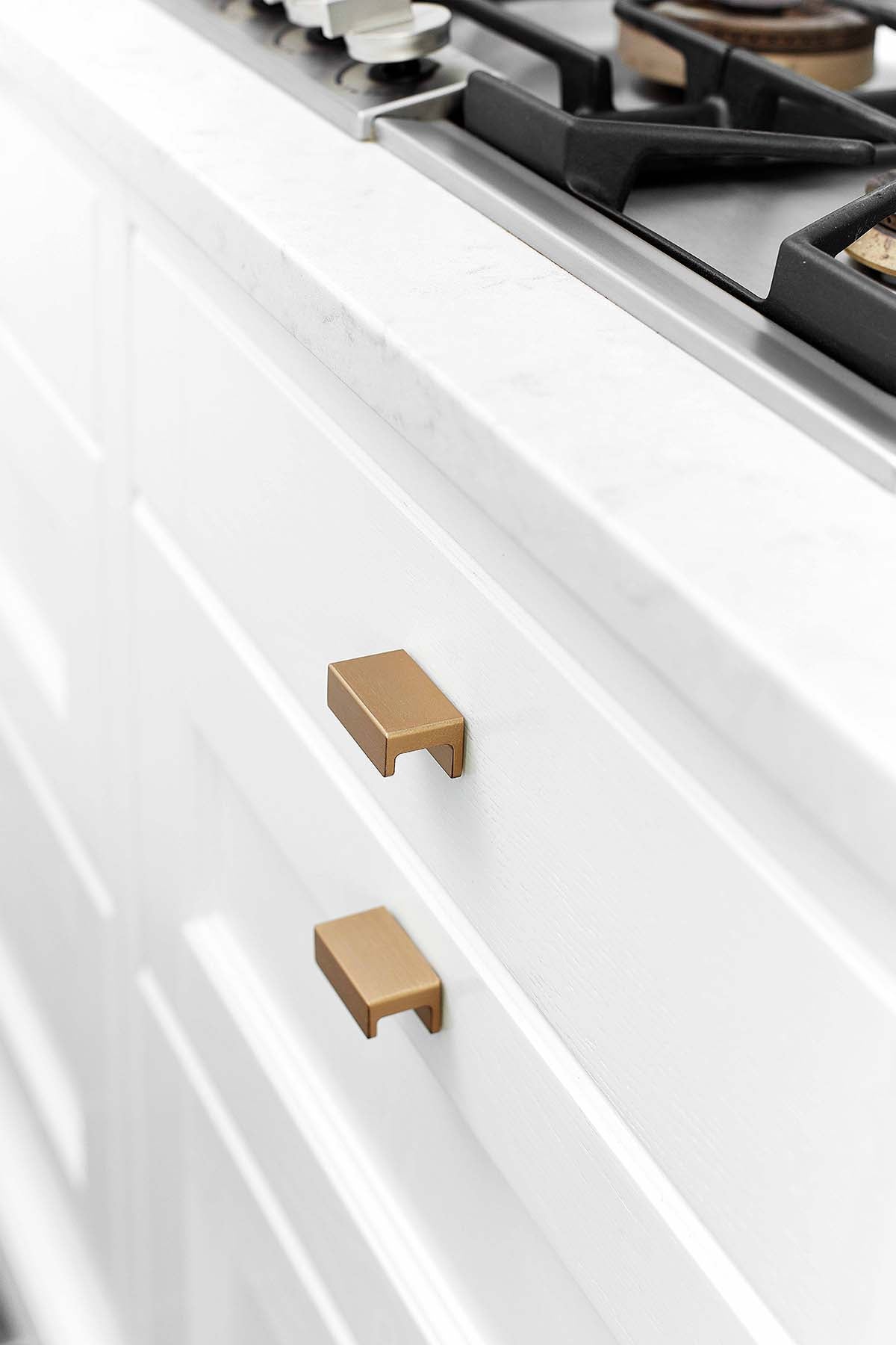 STATION knop, aluminium, messing • Furnipart