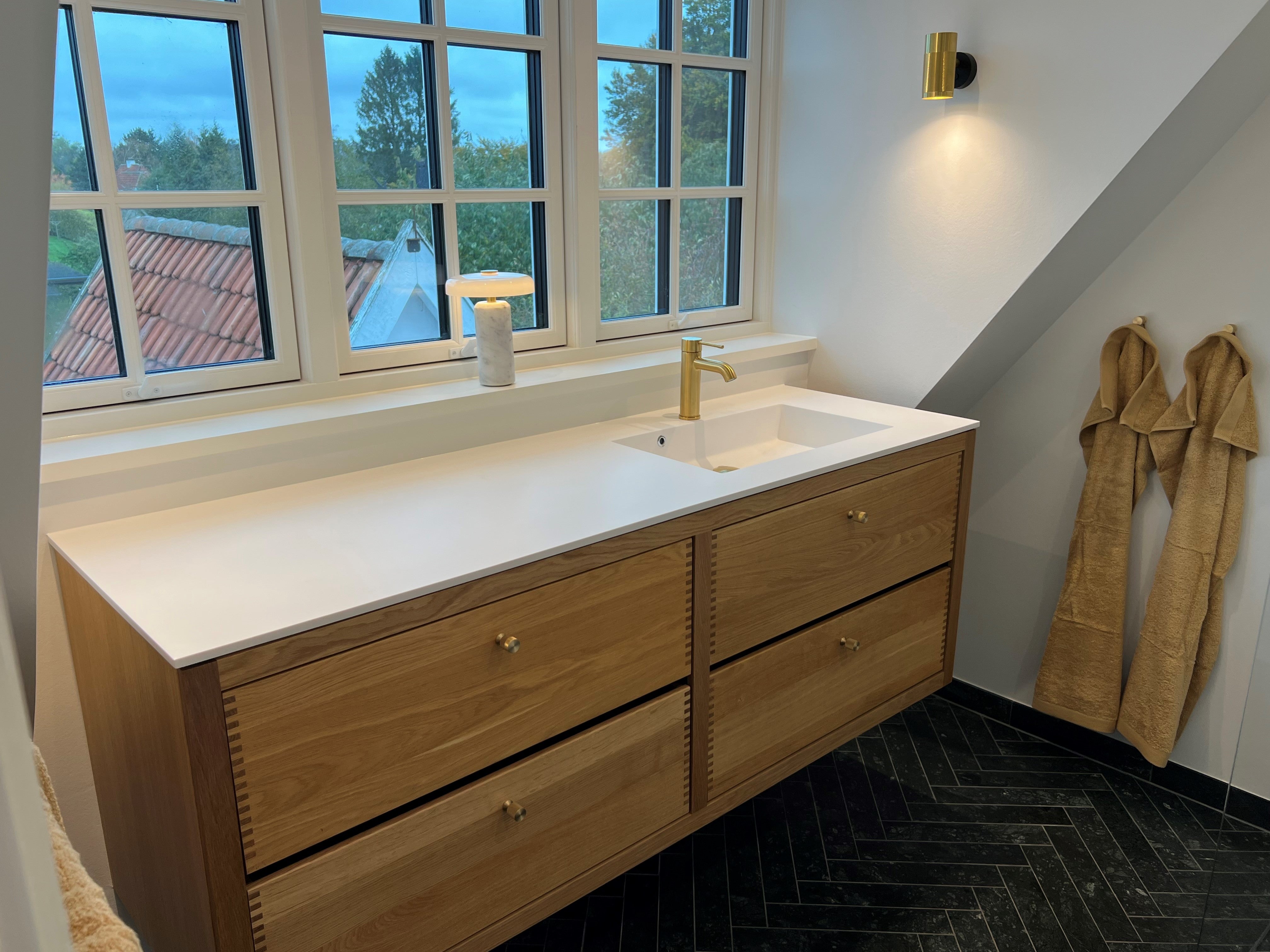 Nyboder møbelknop med diamond cut, 25 mm, messing med lak • Chr. Jørgensen