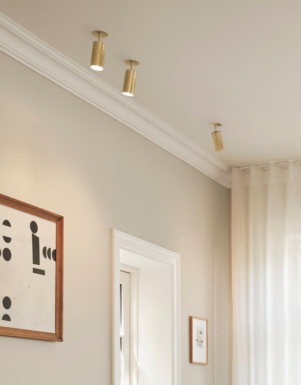 Patrone loftspot med dækplade - clip fit, messing • Thorup Copenhagen - Copenhagenhomedesign