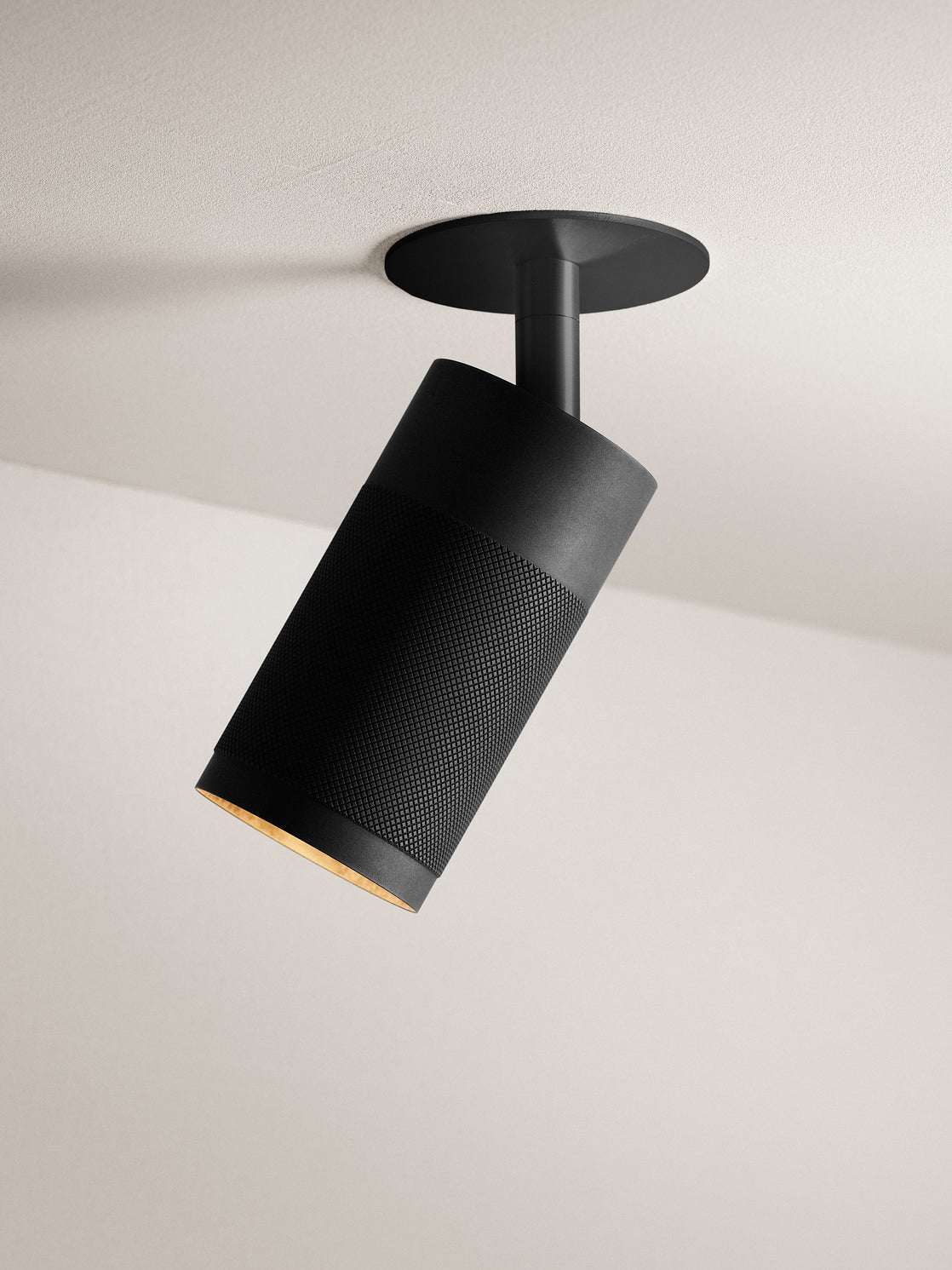 Patrone loftspot med dækplade - clip fit, sortbruneret messing • Thorup Copenhagen - Copenhagenhomedesign