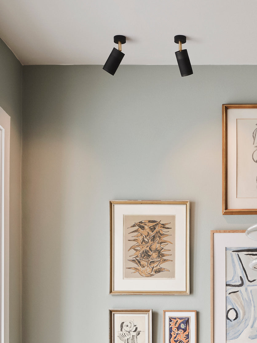 Patrone loftspot med roset, sortbruneret og messing • Thorup Copenhagen - Copenhagenhomedesign