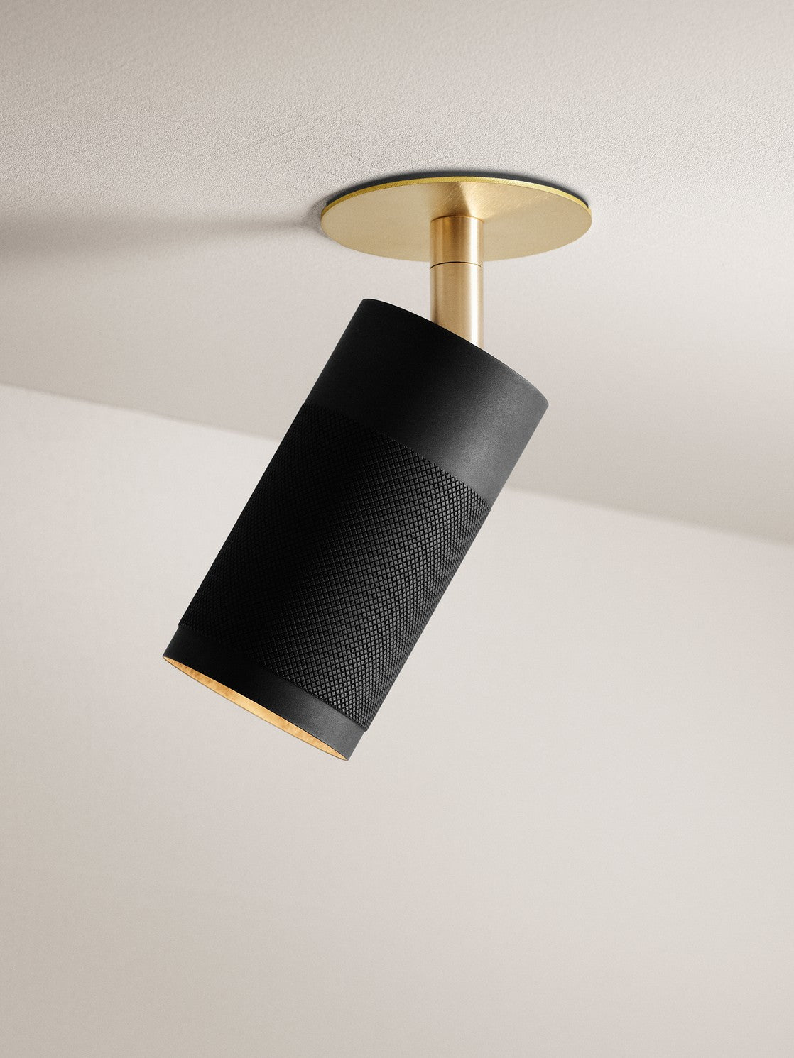 Patrone loftspot med dækplade - box fit, sortbruneret og messing • Thorup Copenhagen - Copenhagenhomedesign