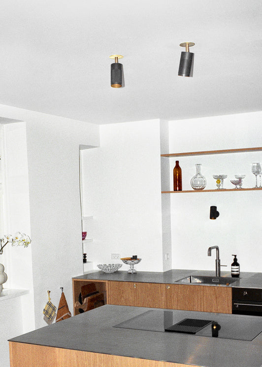 Patrone loftspot med dækplade - box fit, bruneret og messing • Thorup Copenhagen - Copenhagenhomedesign