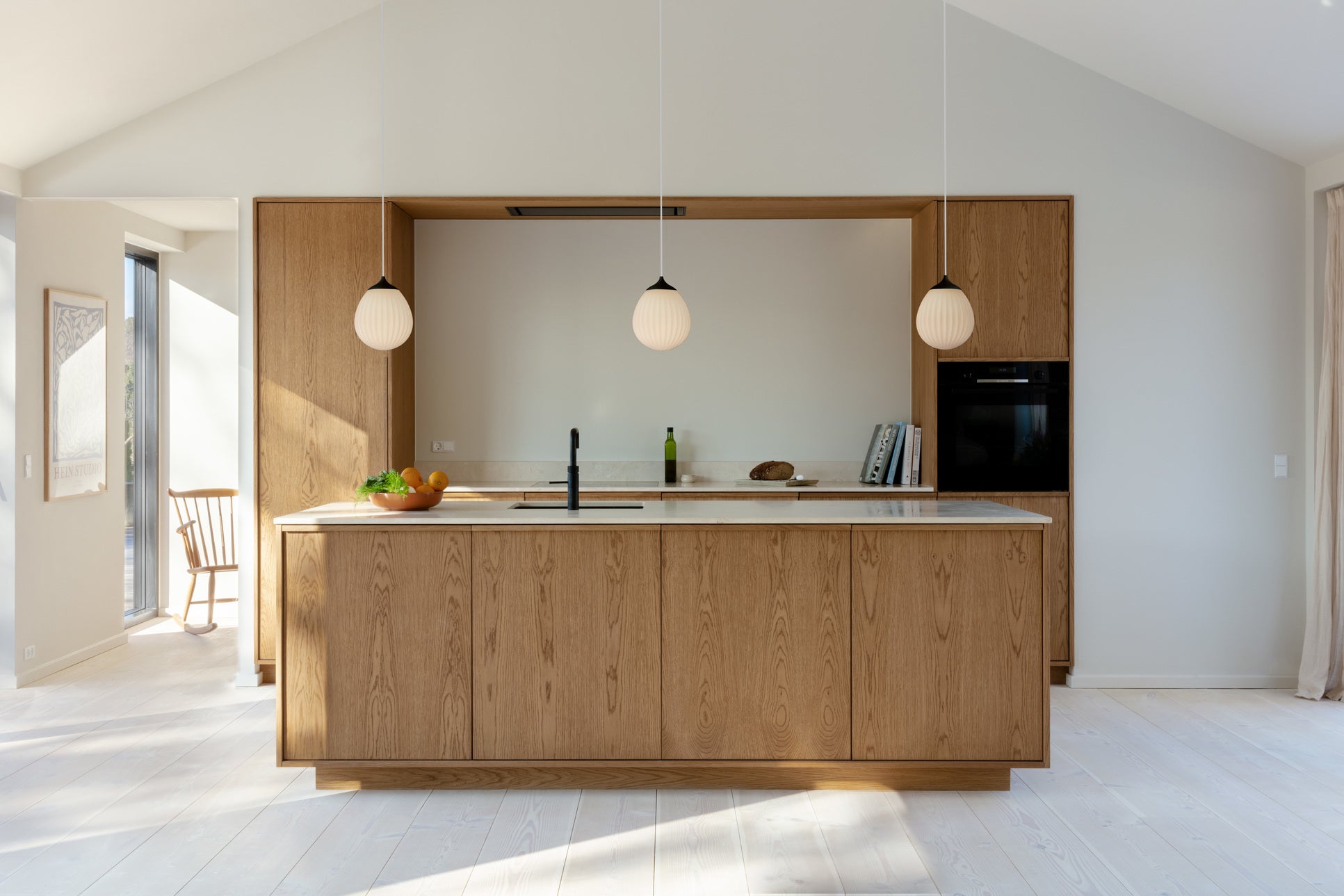 Around the World pendel med roset, hvid og sort • UMAGE