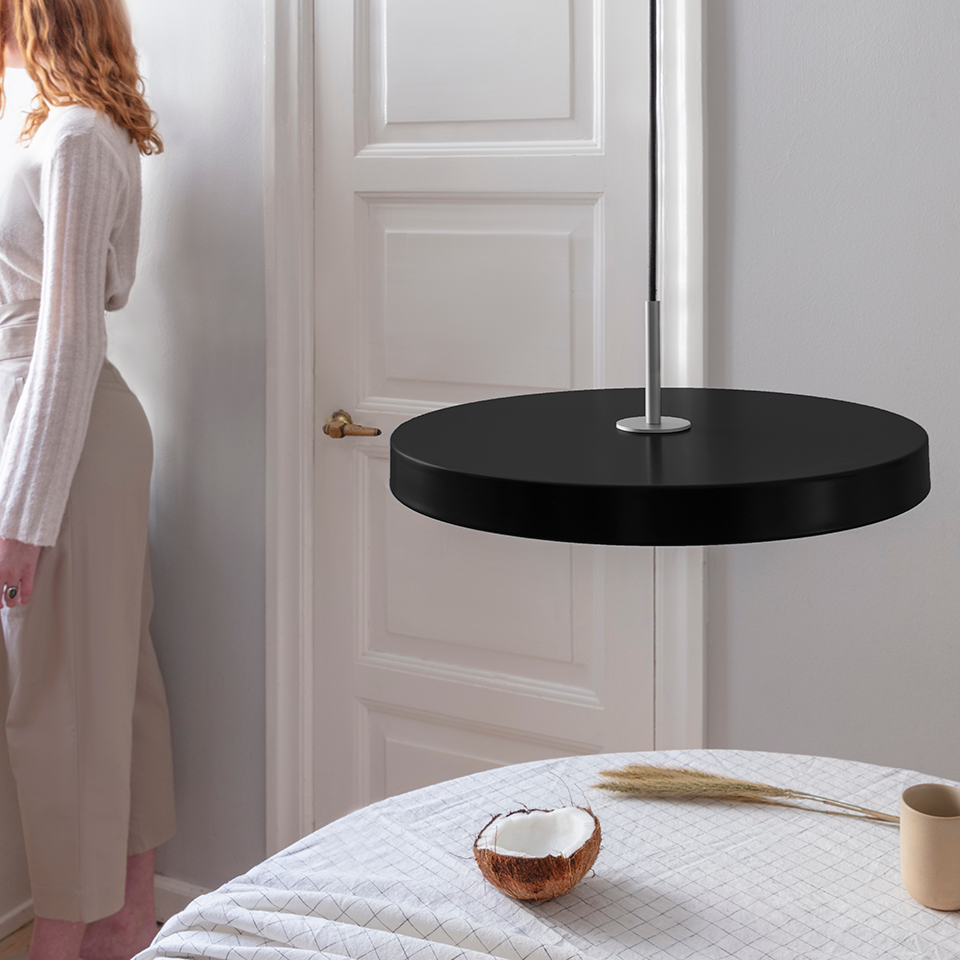 Asteria pendel, sort og stål • UMAGE