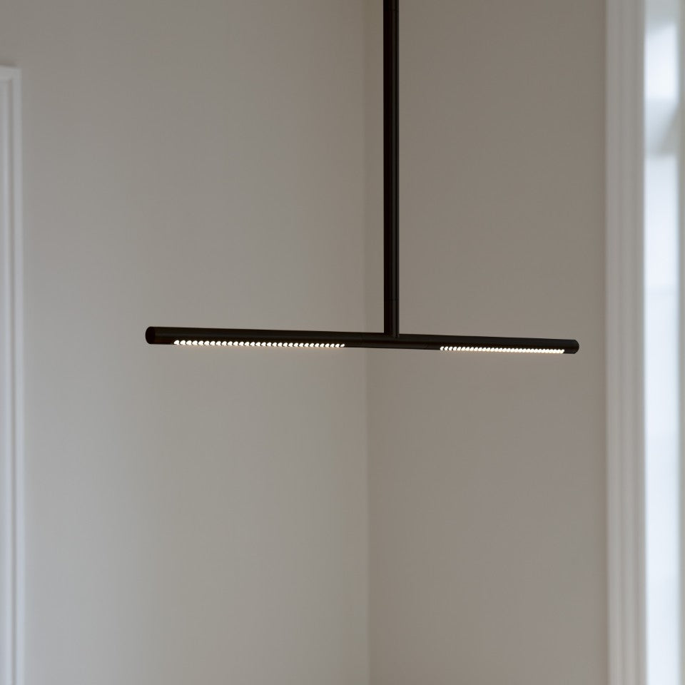 Omni Ceiling loftlampe, sort • UMAGE