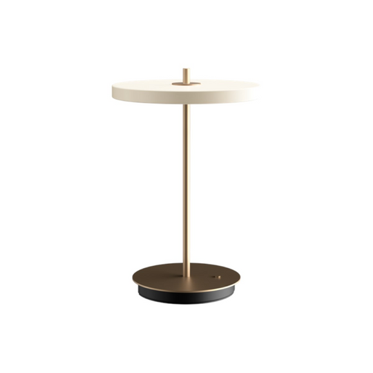 Asteria Move portable bordlampe, hvid og messing • UMAGE