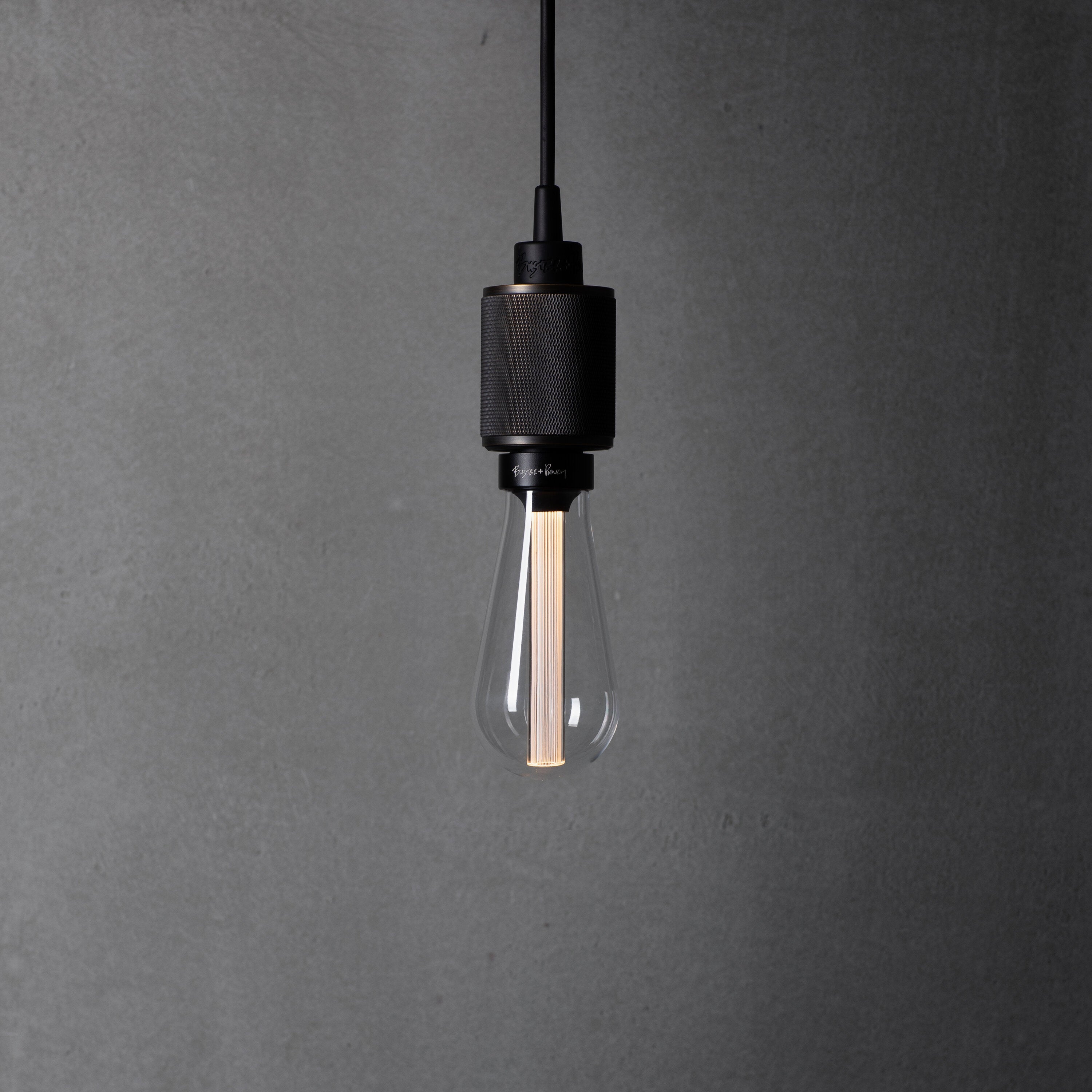 Buster Bulb, ikke dæmpbar - Crystal  • Buster + Punch