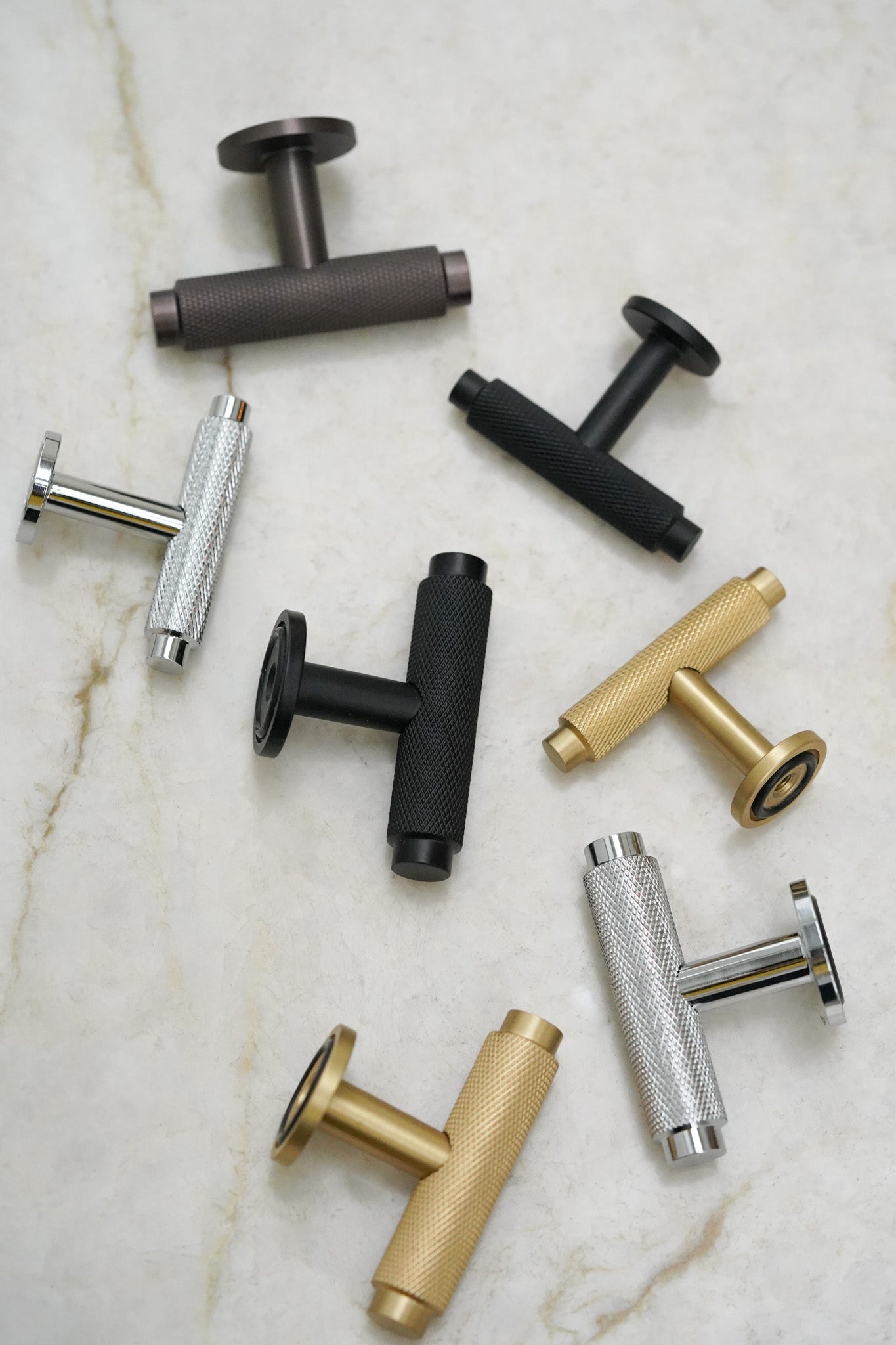 Nørrebro • Møbelknop med diamond cut, bruneret messing