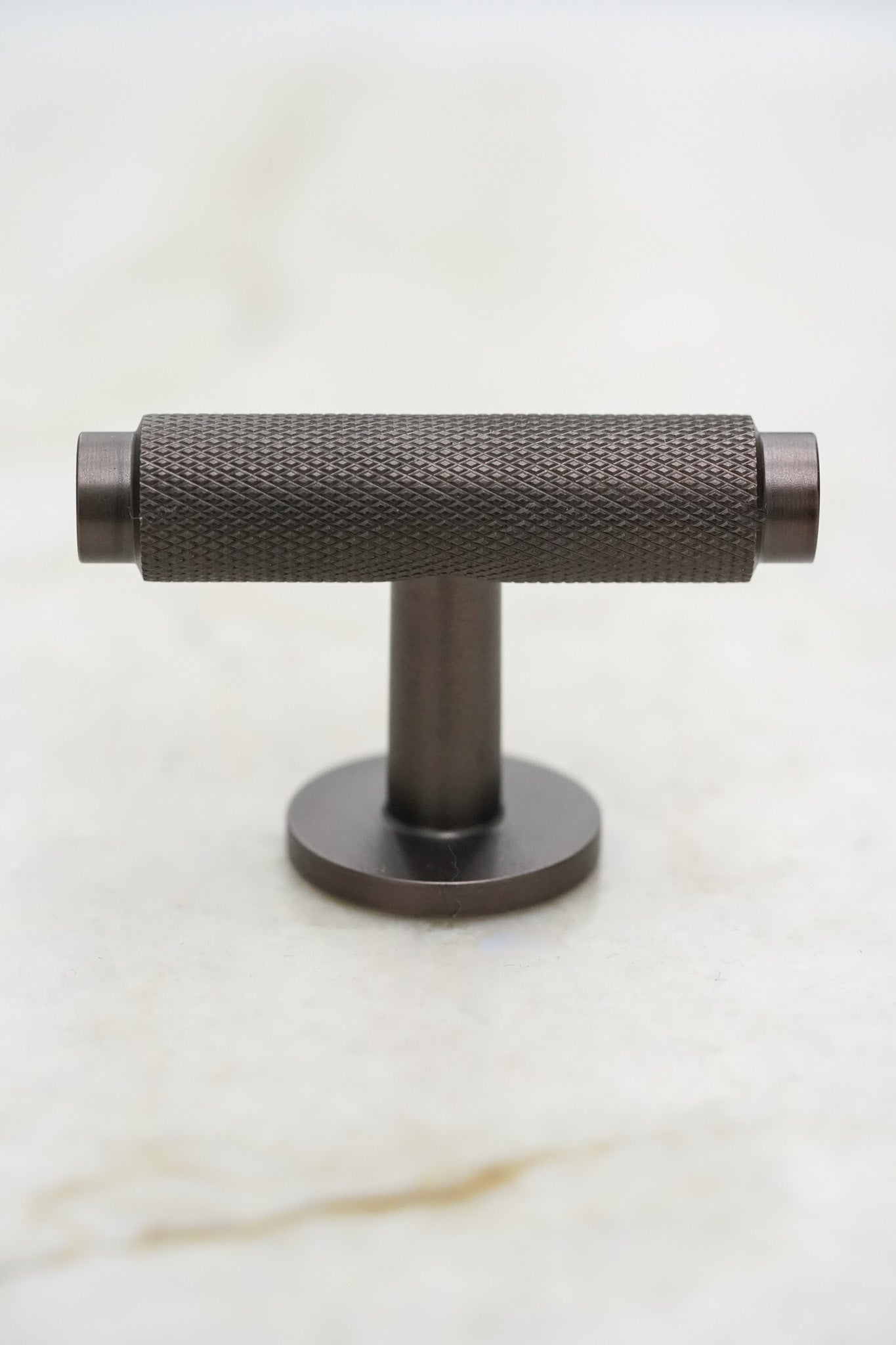 Nørrebro • Møbelknop med diamond cut, bruneret messing