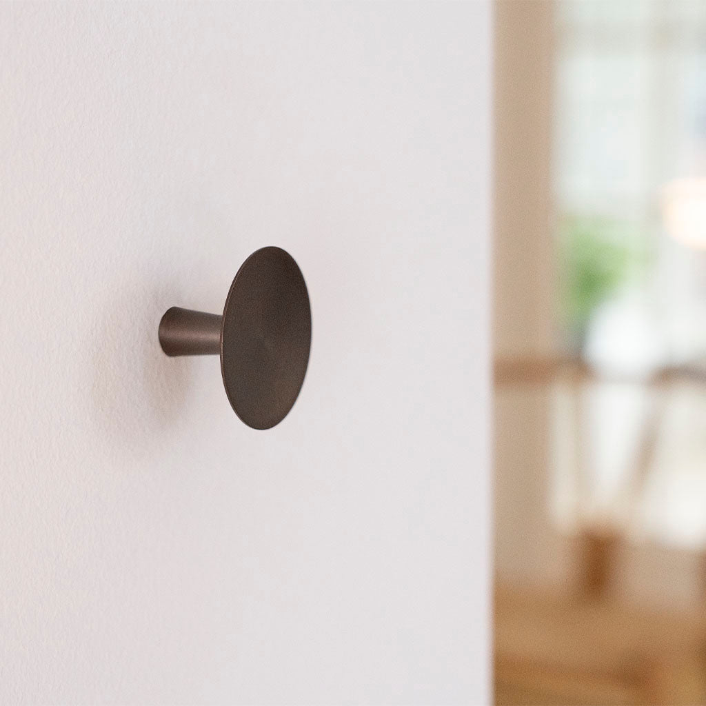 København møbelknop, Ø 55 mm, bruneret messing • Chr. Jørgensen