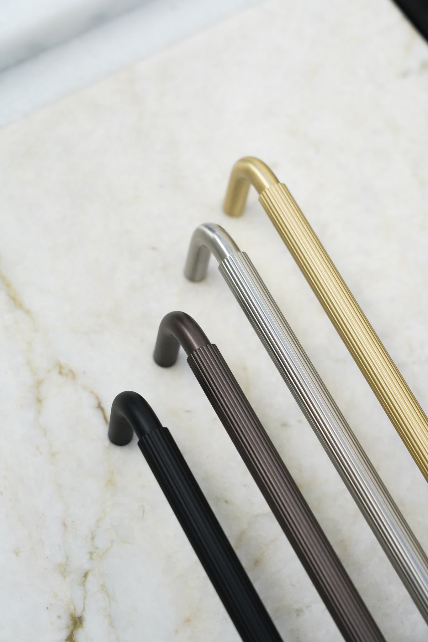 Langelinie • Køkkengreb, sort