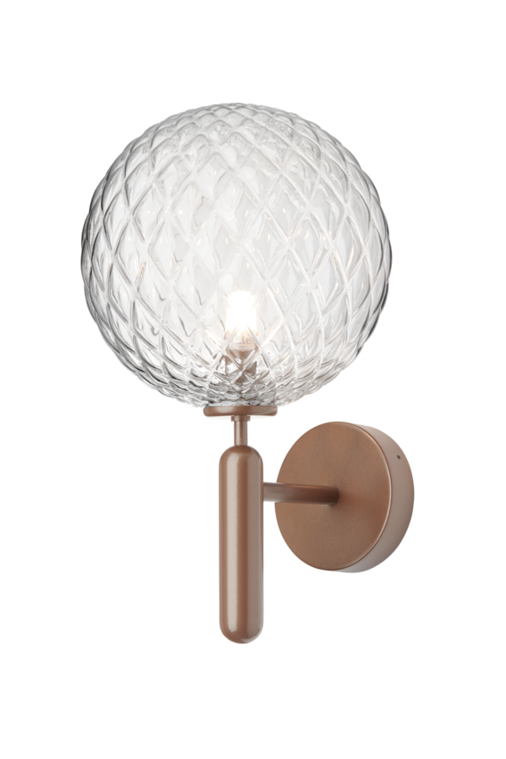 Væglampe med rund skærm af klart optikglas og bruneret stel, på hvid baggrund