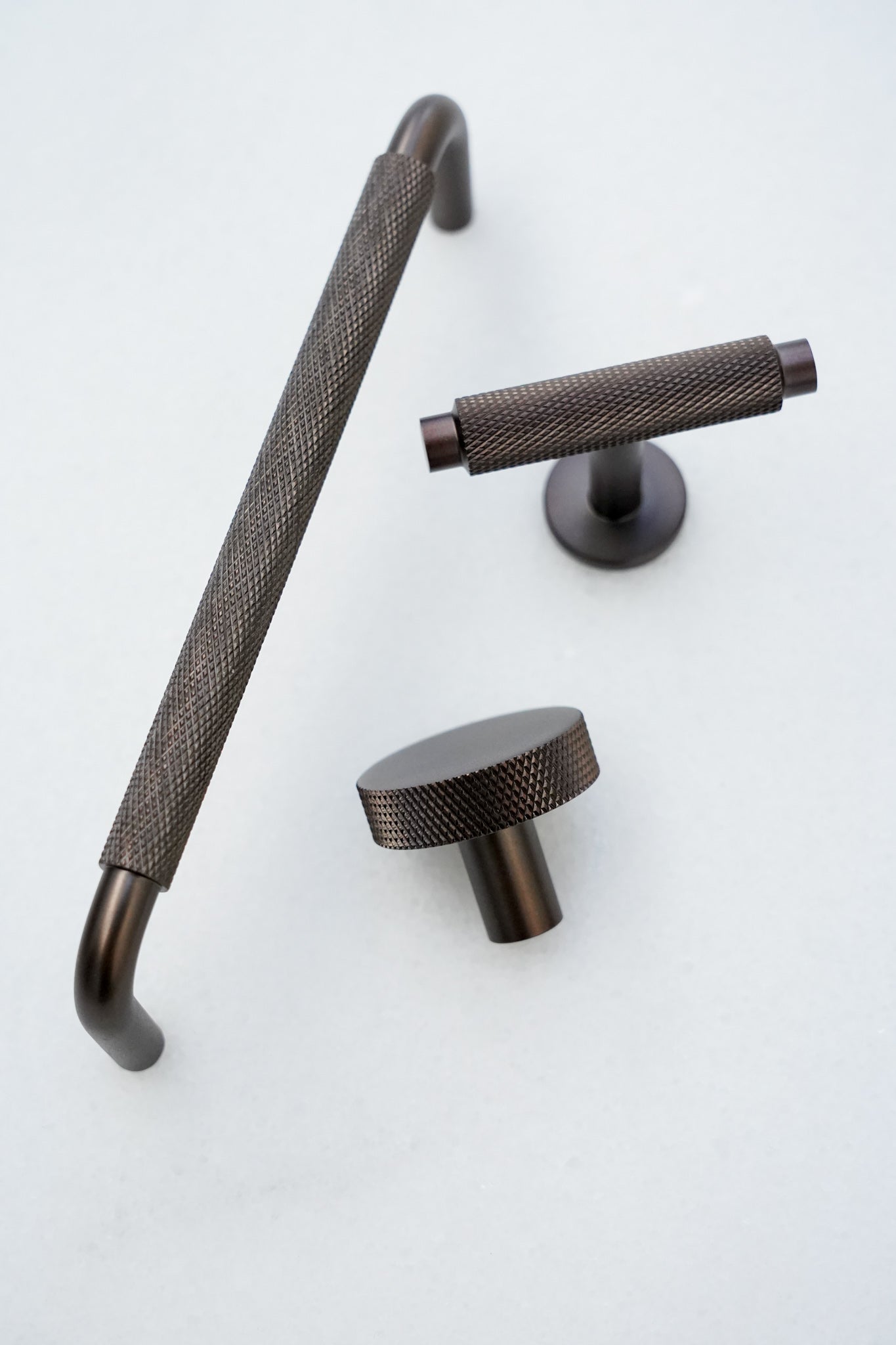 Nørrebro • Møbelknop med diamond cut, bruneret messing