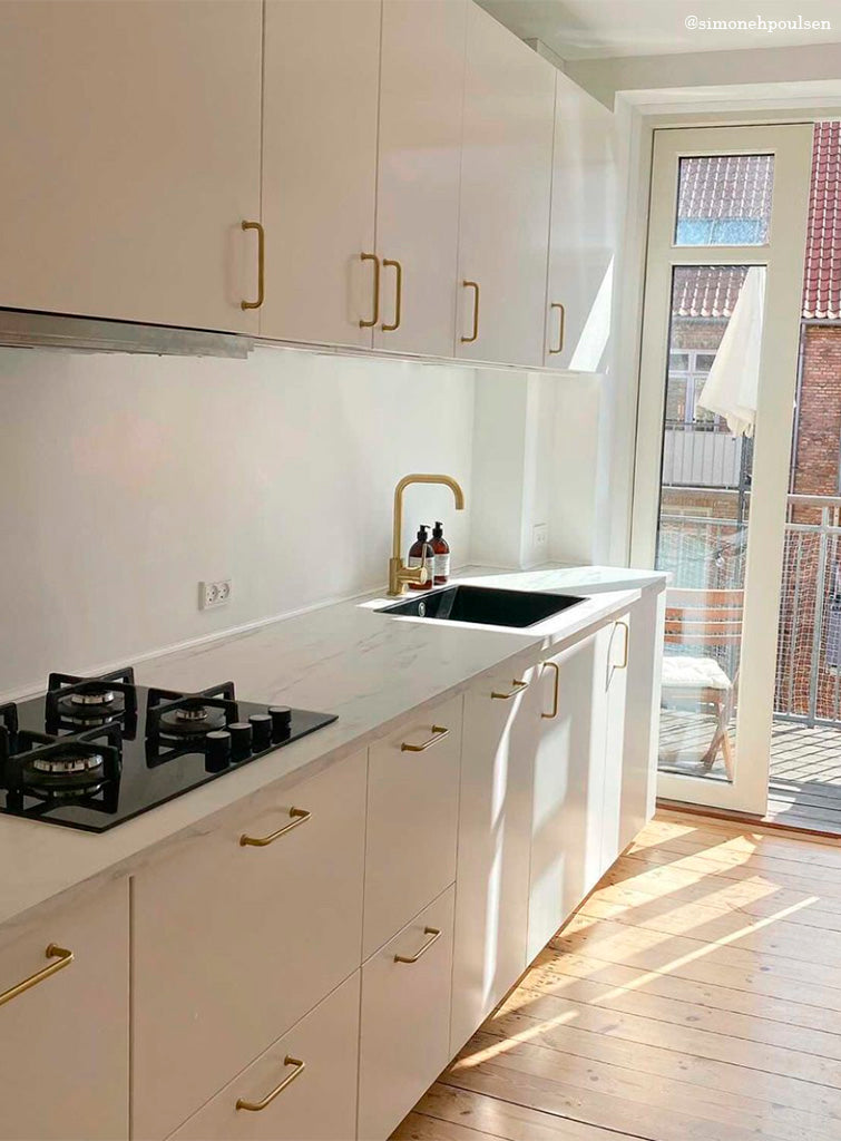 Rungsted • Greb m. løse fødder, børstet messing m. mat lak