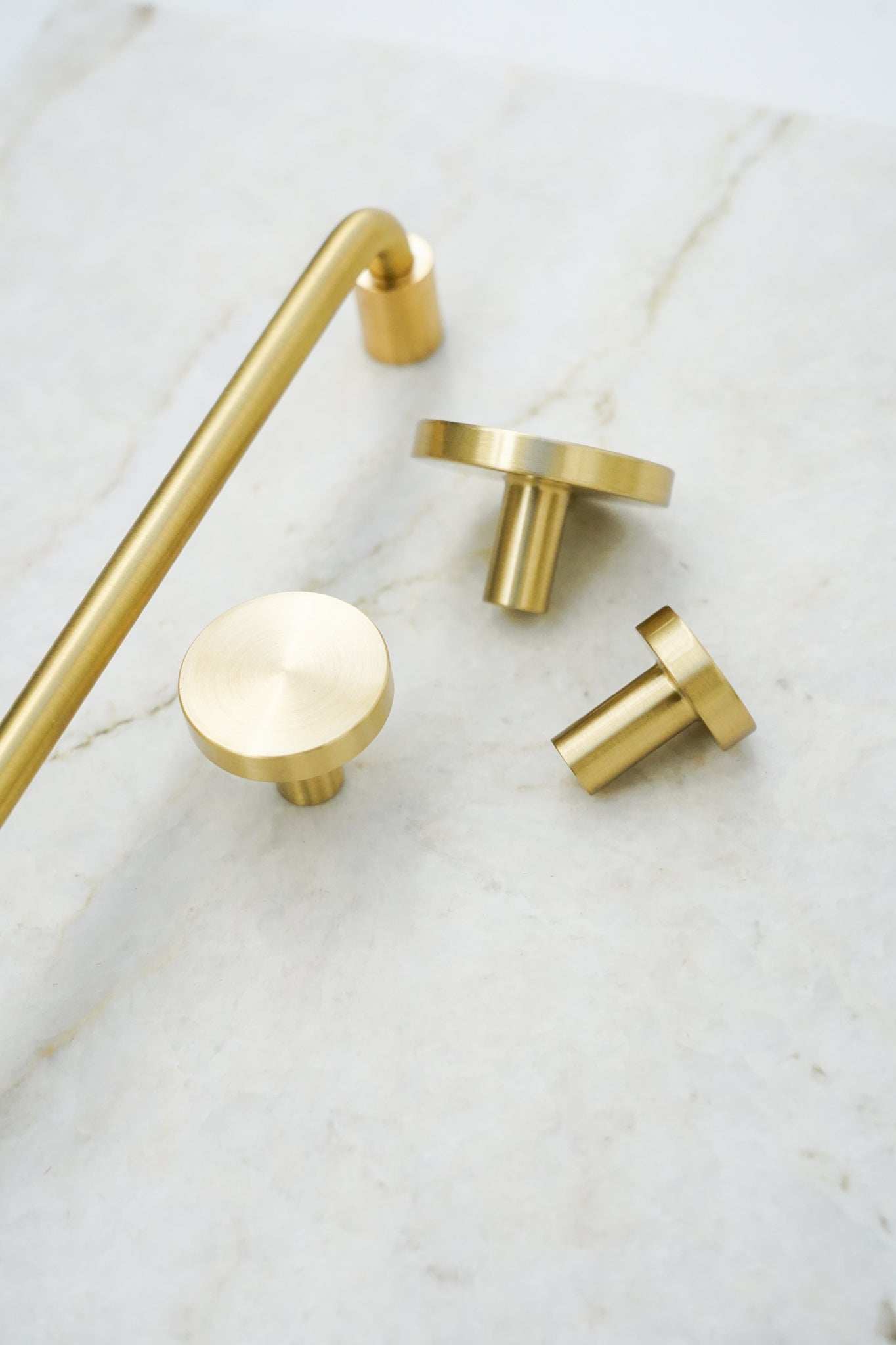 Vesterbro møbelknop, 30 mm, børstet messing med lak • Chr. Jørgensen