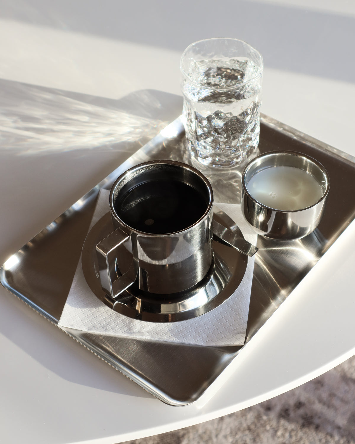 Serveringsbakke i rustfrit stål • NICHBA