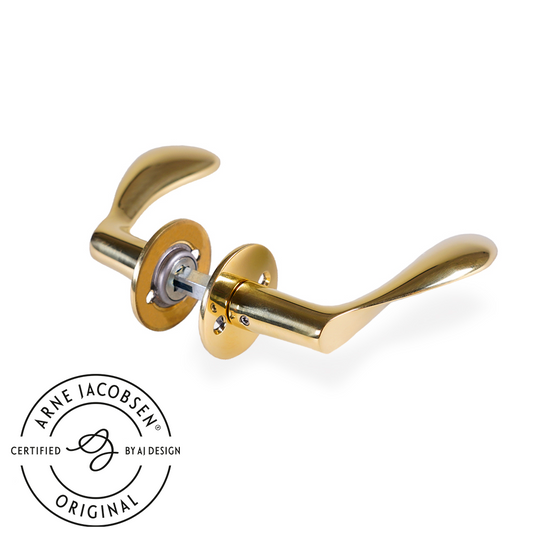 Arne Jacobsen dørhåndtag - AJ111 dørgreb i blank messing 111 mm, stor model  • d line