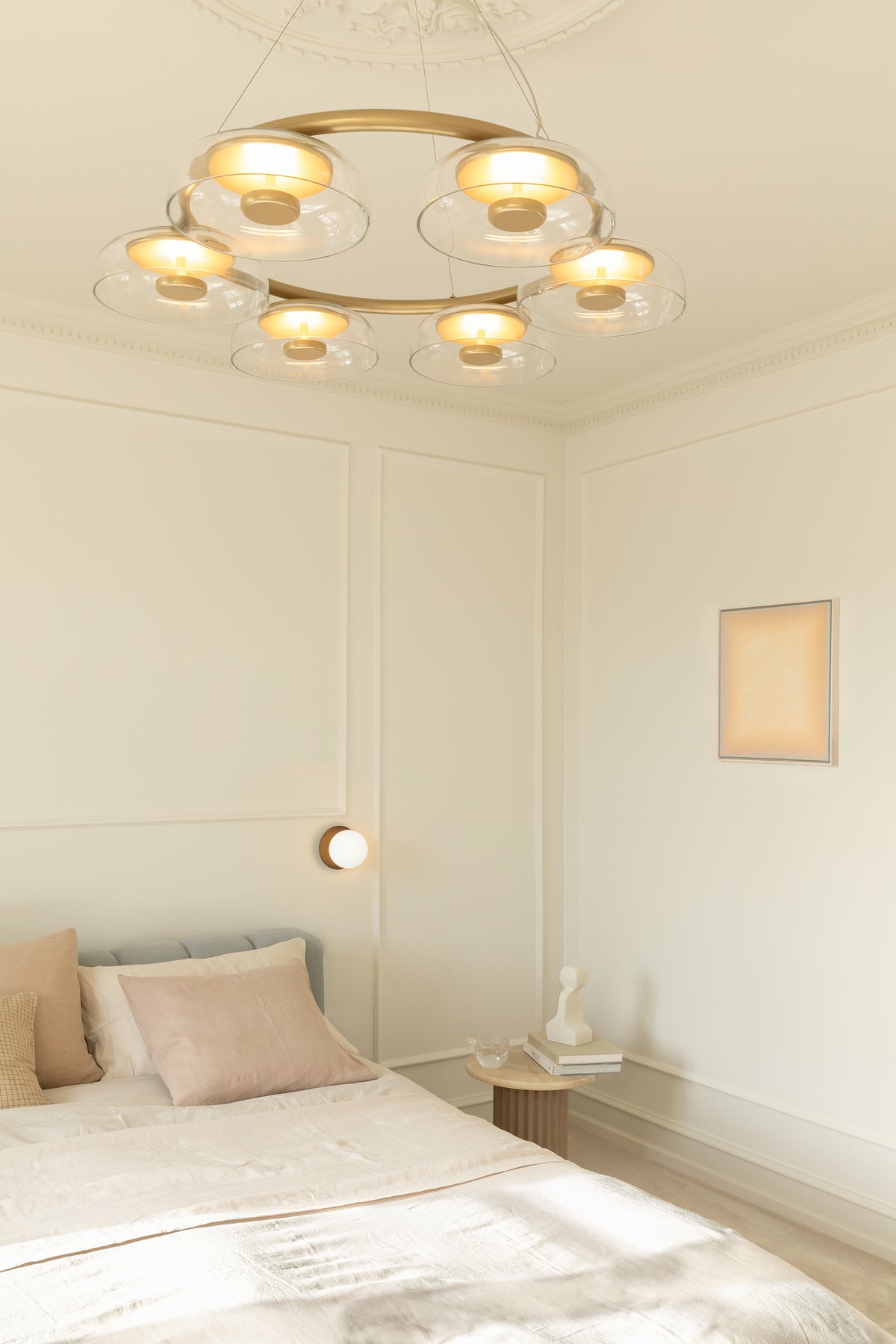 Blossi 6 lysekrone, nordic gold / clear • NUURA - Copenhagenhomedesign