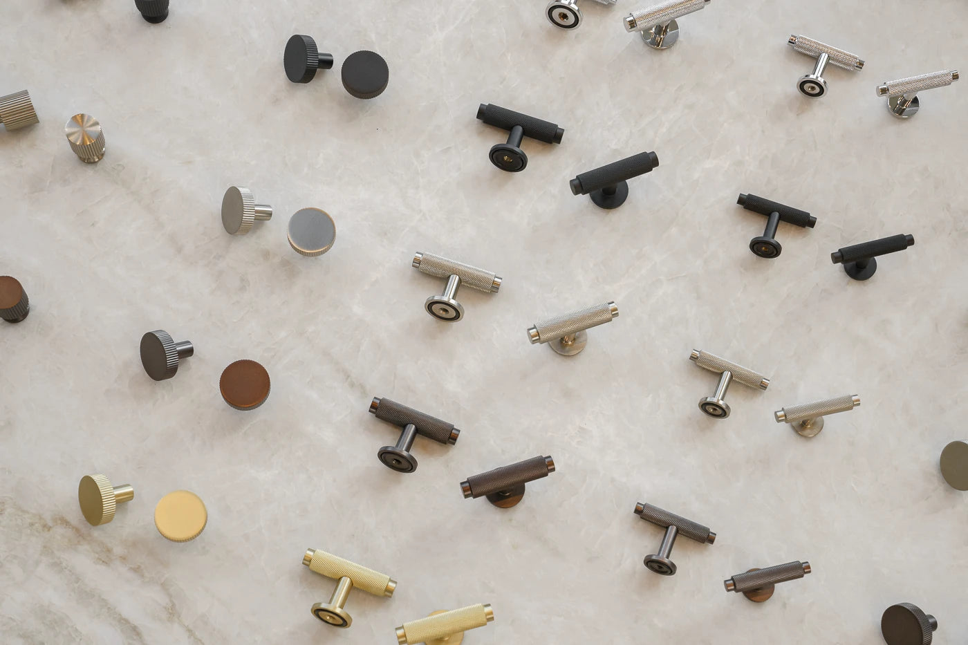 Møbelknop med diamond cut i bronze / bruneret messing - Nørrebro • Chr. Jørgensen
