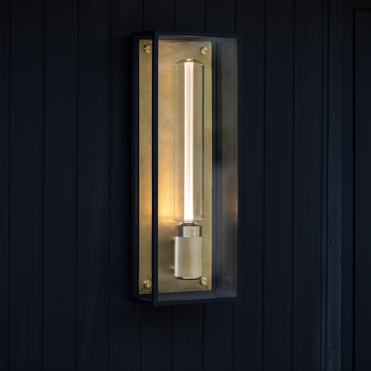 Caged Wet væglampe, messing • Buster + Punch - Copenhagenhomedesign