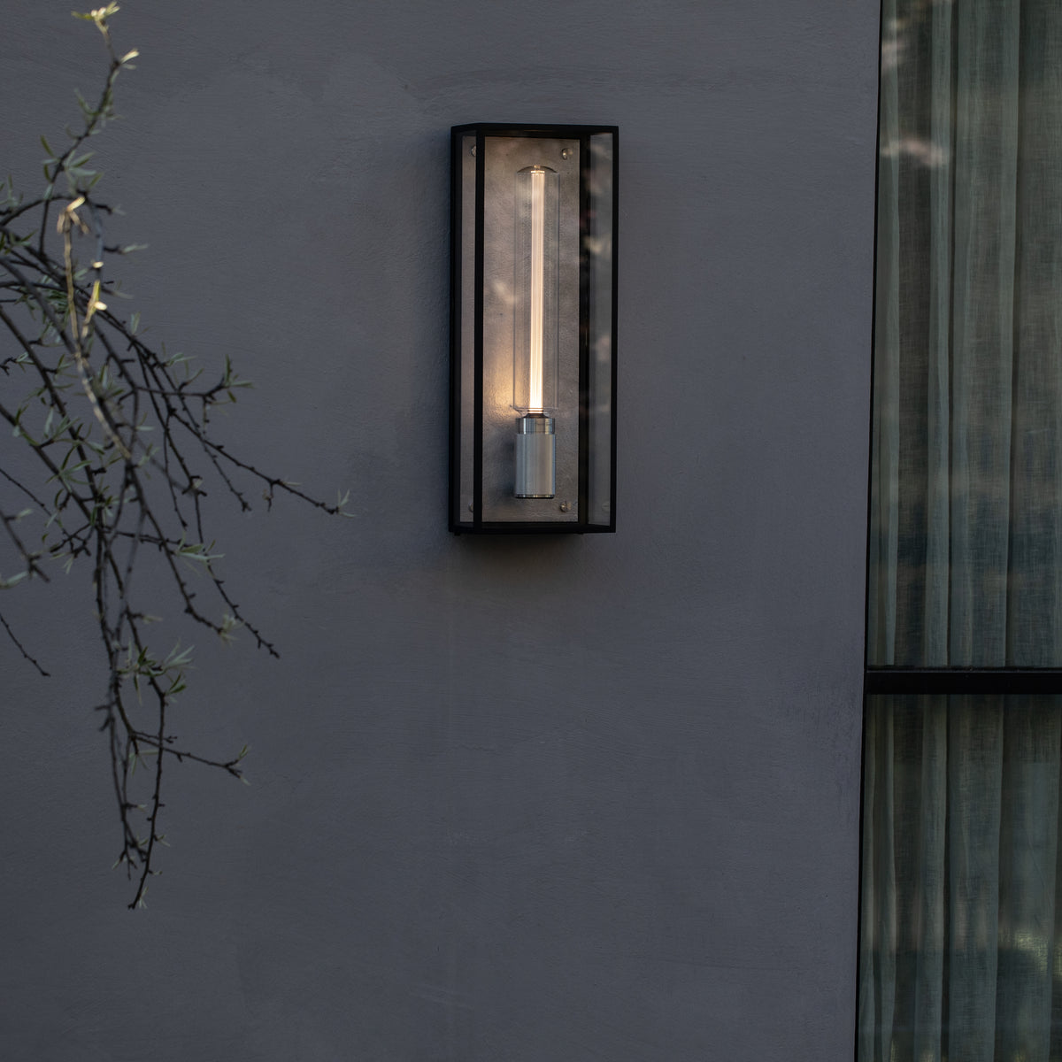 Caged Wet væglampe, stål • Buster + Punch - Copenhagenhomedesign