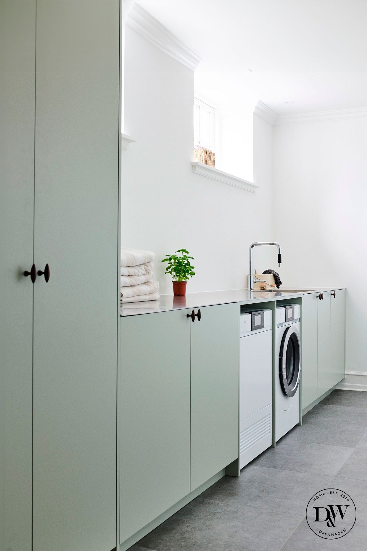 Møbelknop i bronze / bruneret messing - Nyholm • Chr. Jørgensen - Copenhagenhomedesign