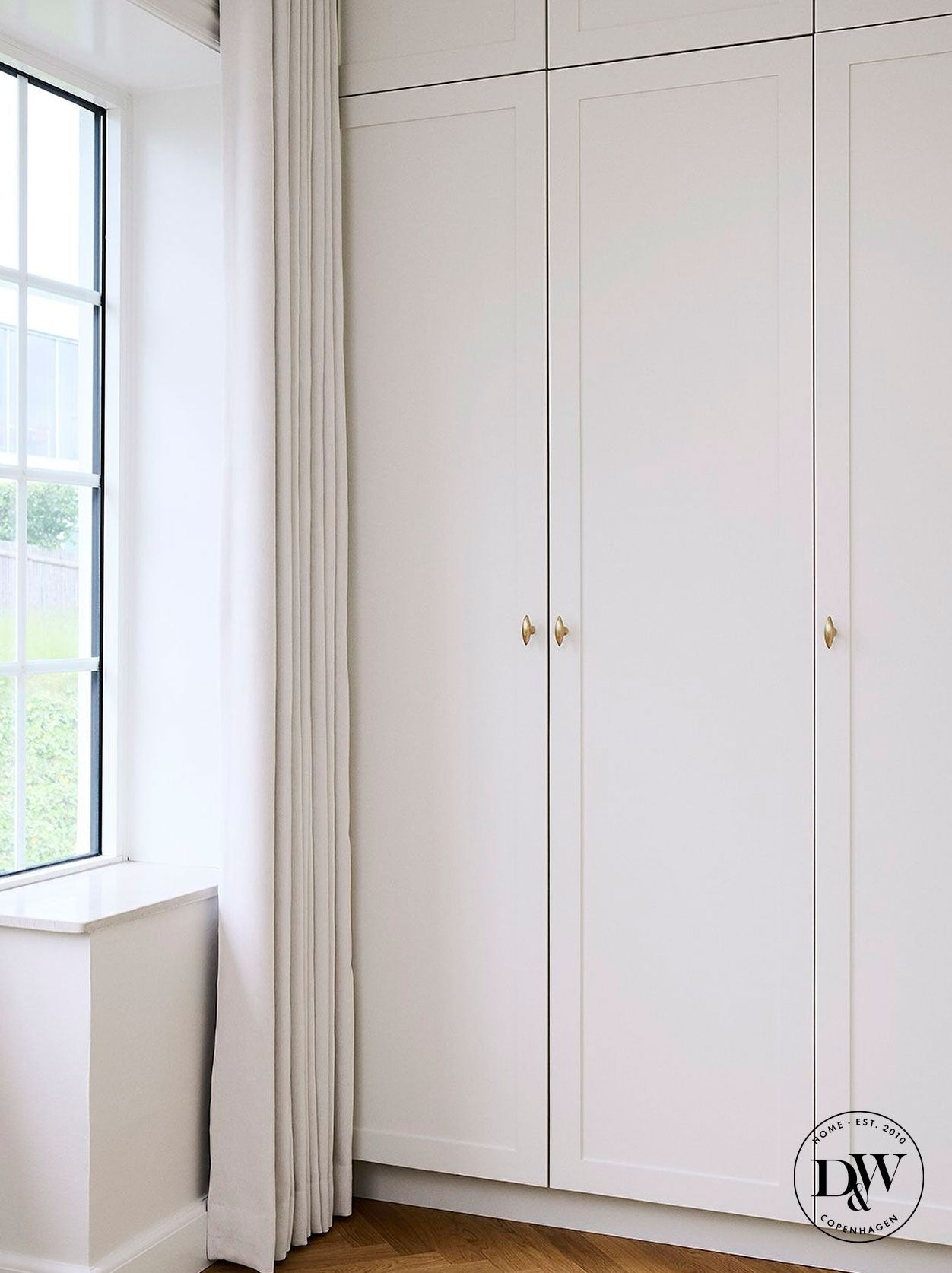 Møbelknop i børstet messing med lak - Nyholm • Chr. Jørgensen - Copenhagenhomedesign
