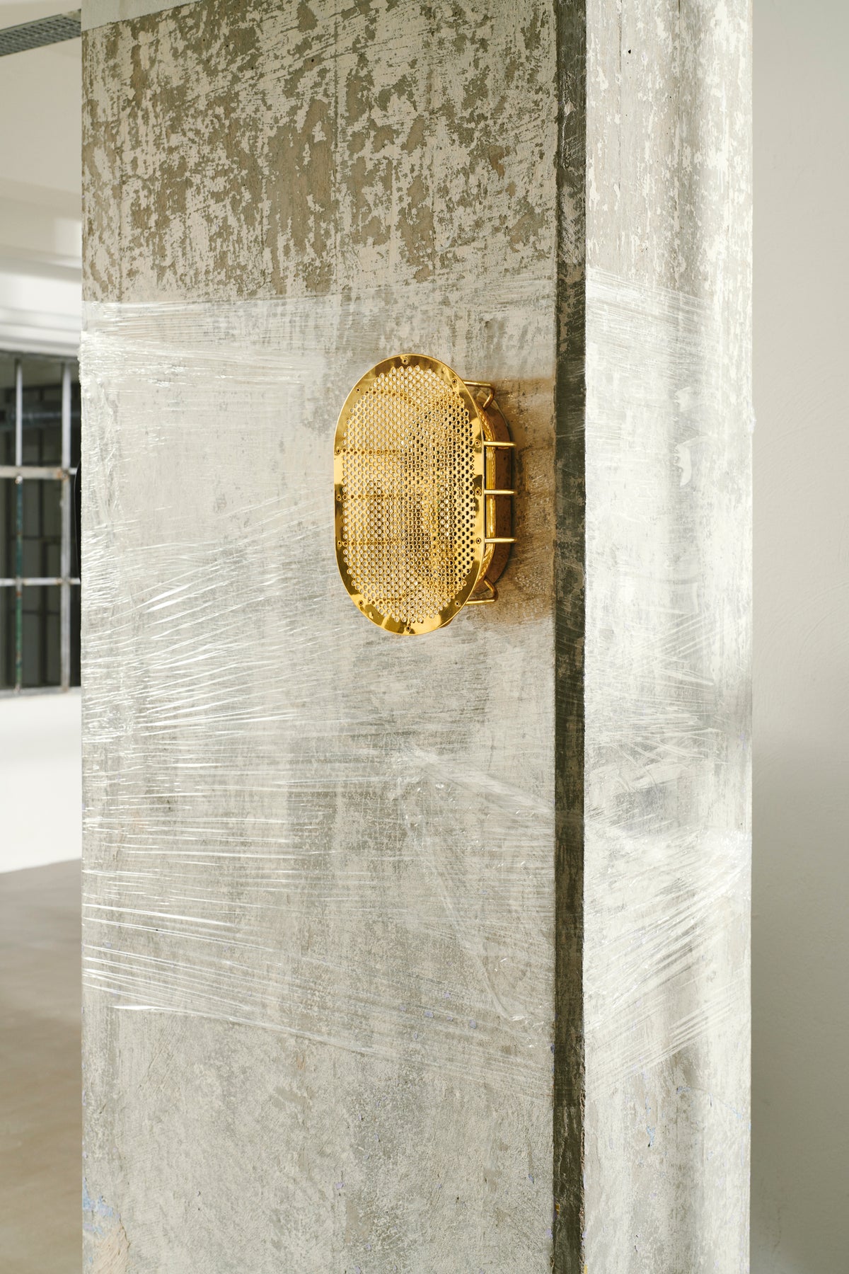 Night Rider væglampe, messing uden lak • Design by Us - Copenhagenhomedesign