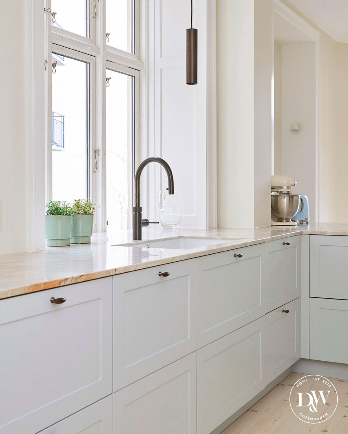 Møbelknop i bronze / bruneret messing - Nyholm • Chr. Jørgensen - Copenhagenhomedesign
