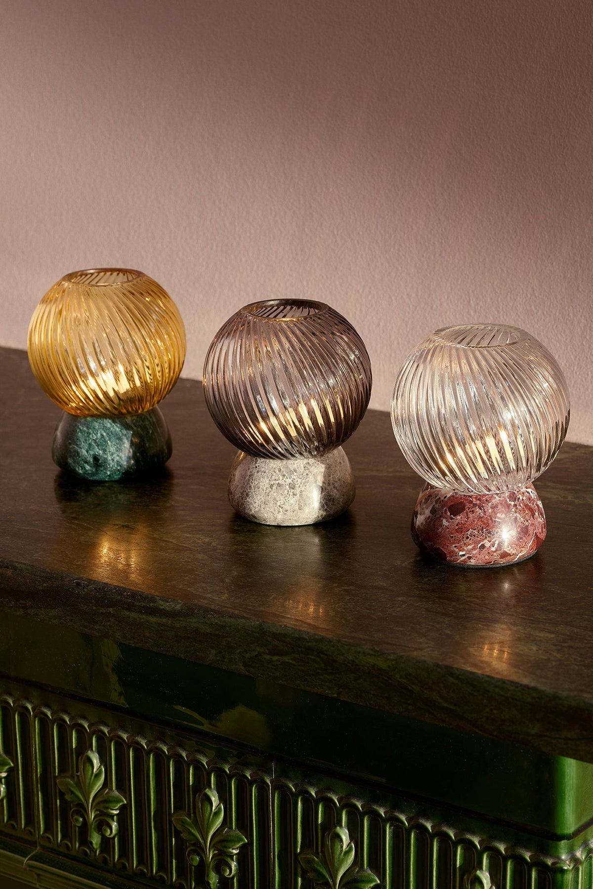 Twist of Marble fyrfadsstage, bordeaux/klar • Design by Us - Copenhagenhomedesign