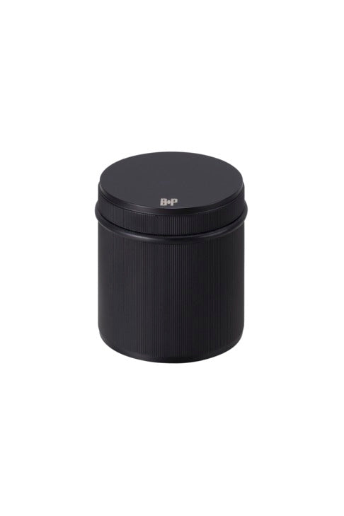 Fritstående dørstopper i linjeret mønster, sort  • Buster + Punch