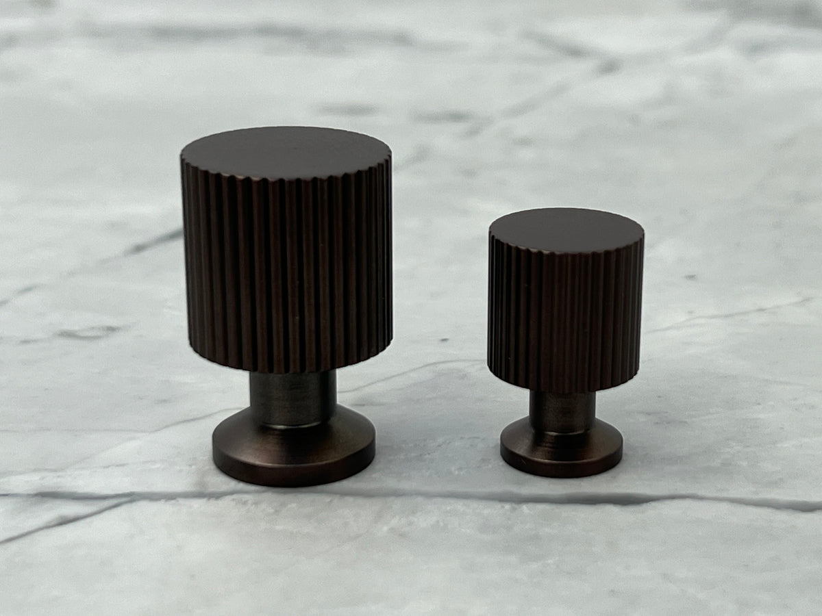 Møbelknop i bronze / bruneret messing, 33 mm - Marienlund • Chr. Jørgensen - Copenhagenhomedesign