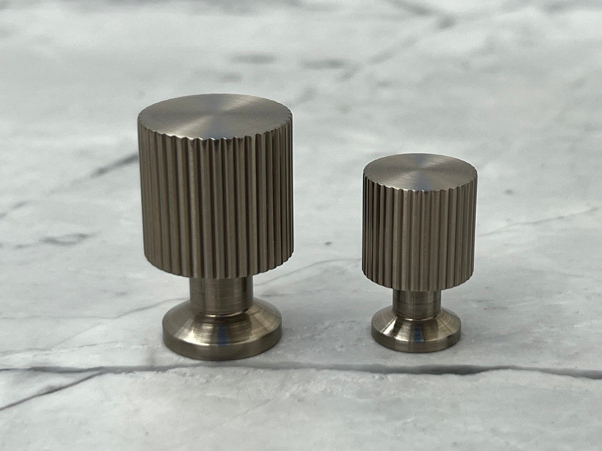 Møbelknop i rustfrit stål look, 33 mm - Marienlund • Chr. Jørgensen - Copenhagenhomedesign