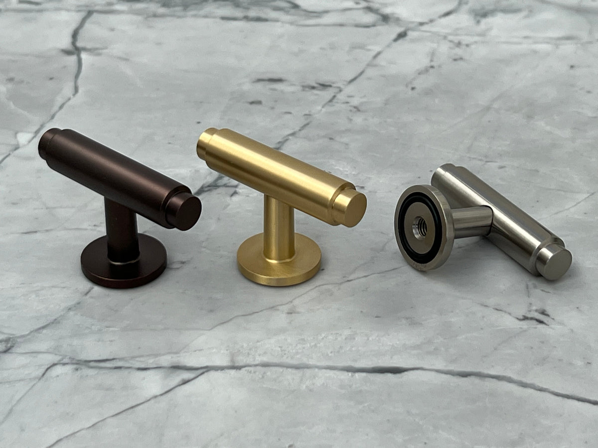 Møbelknop T-bar i rustfrit stål look - Hasseris • Chr. Jørgensen - Copenhagenhomedesign
