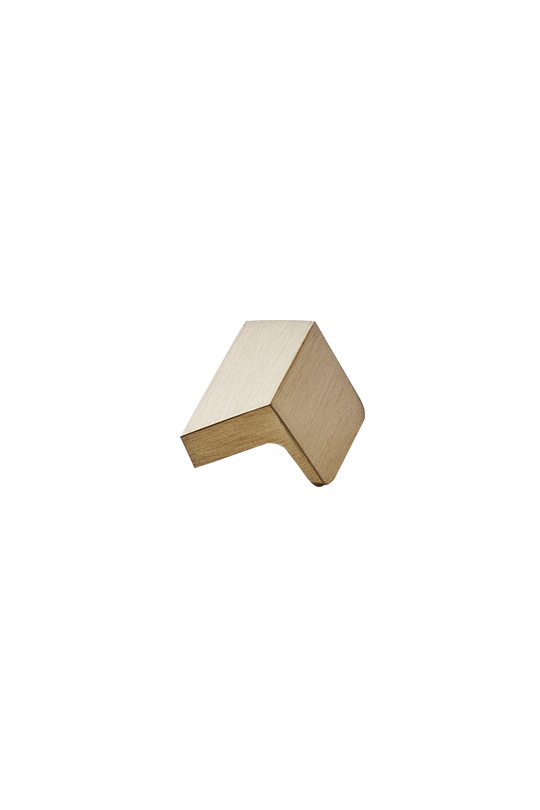 ENVELOPE greb og knop, aluminium, messing • Furnipart